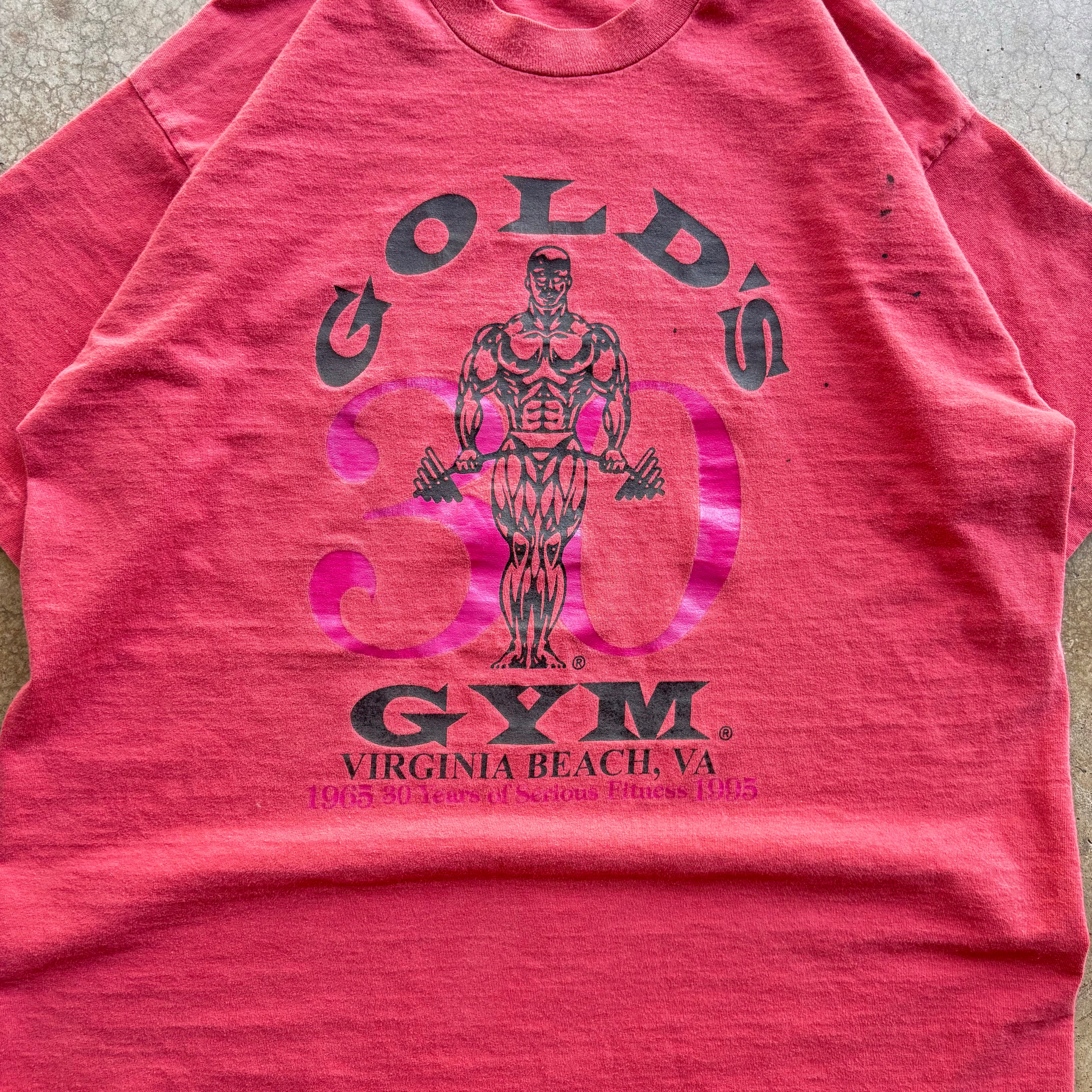 90s GOLD'S GYM TEE - XL