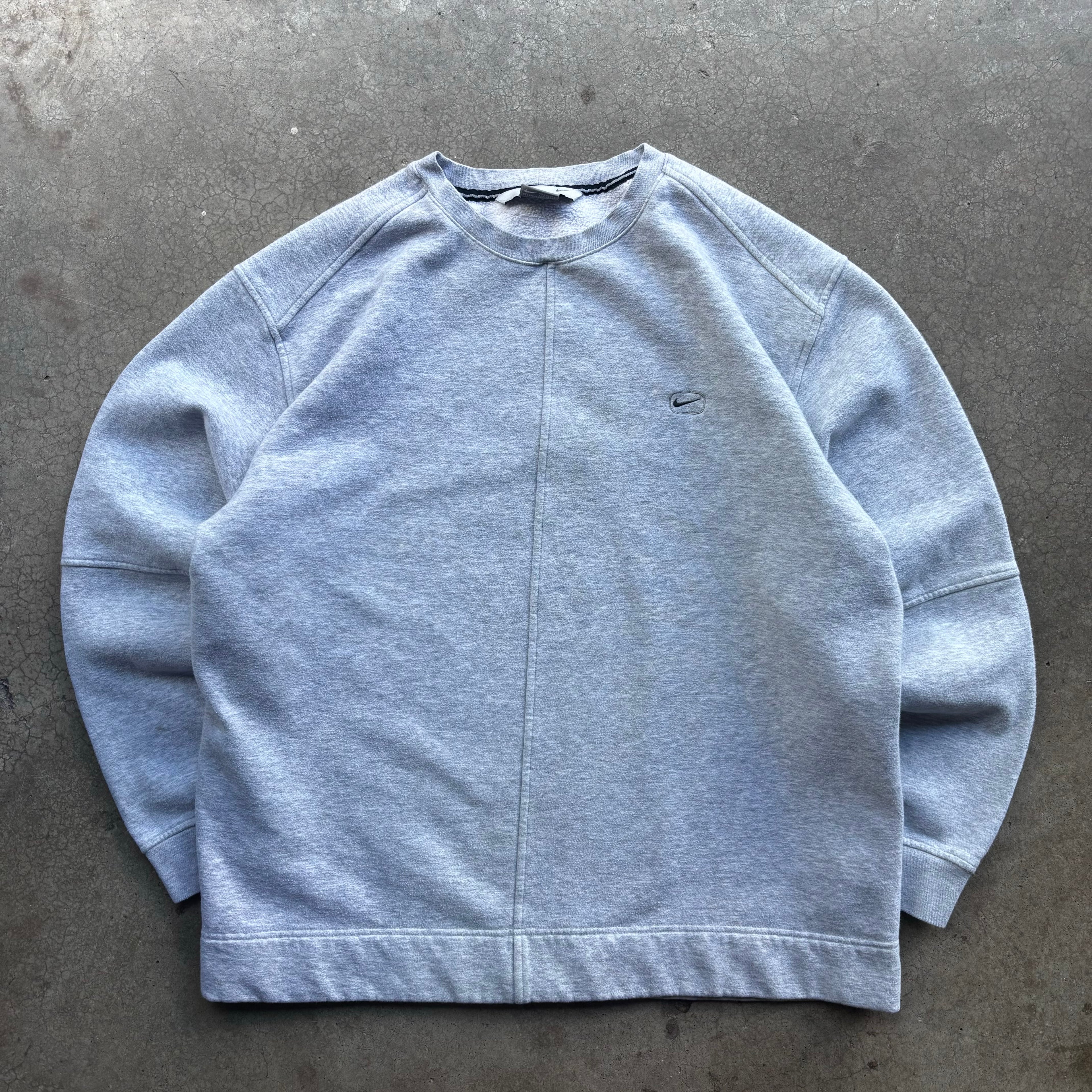 00s NIKE GREY CREWNECK - XL