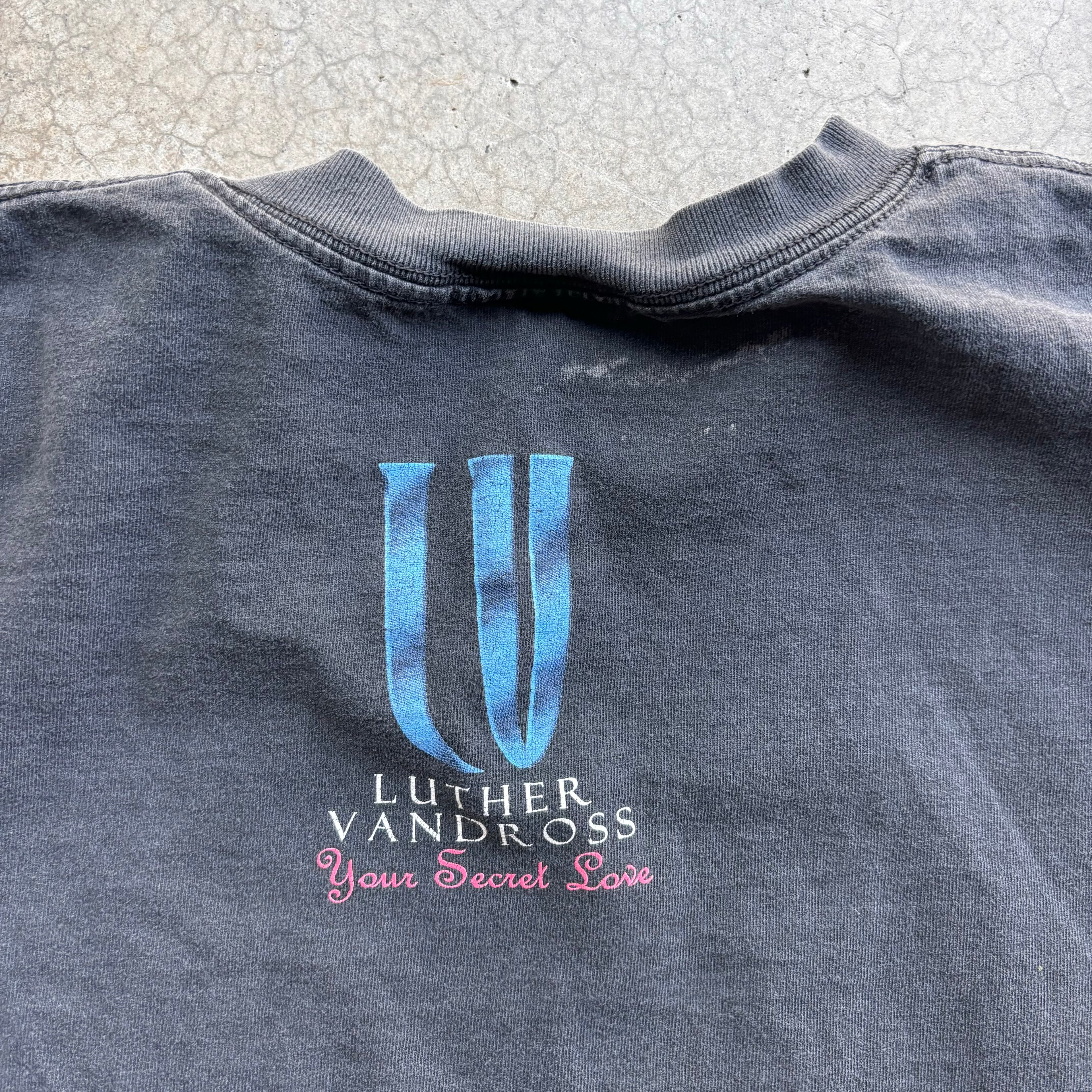 90s LUTHER VANROSS TEE - XL