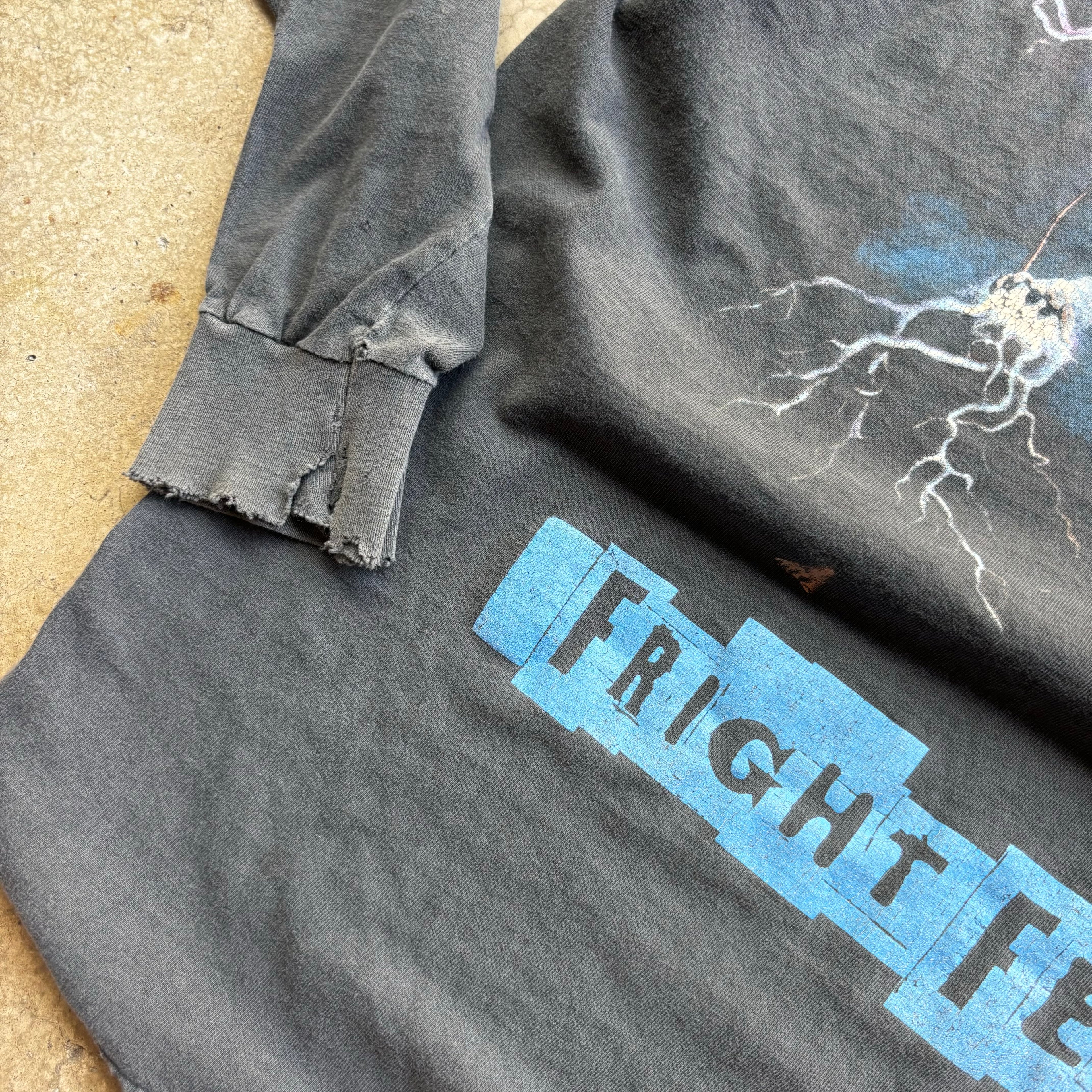 90s FRIGHTFEST SIX FLAGS LONGSLEEVE TEE - L