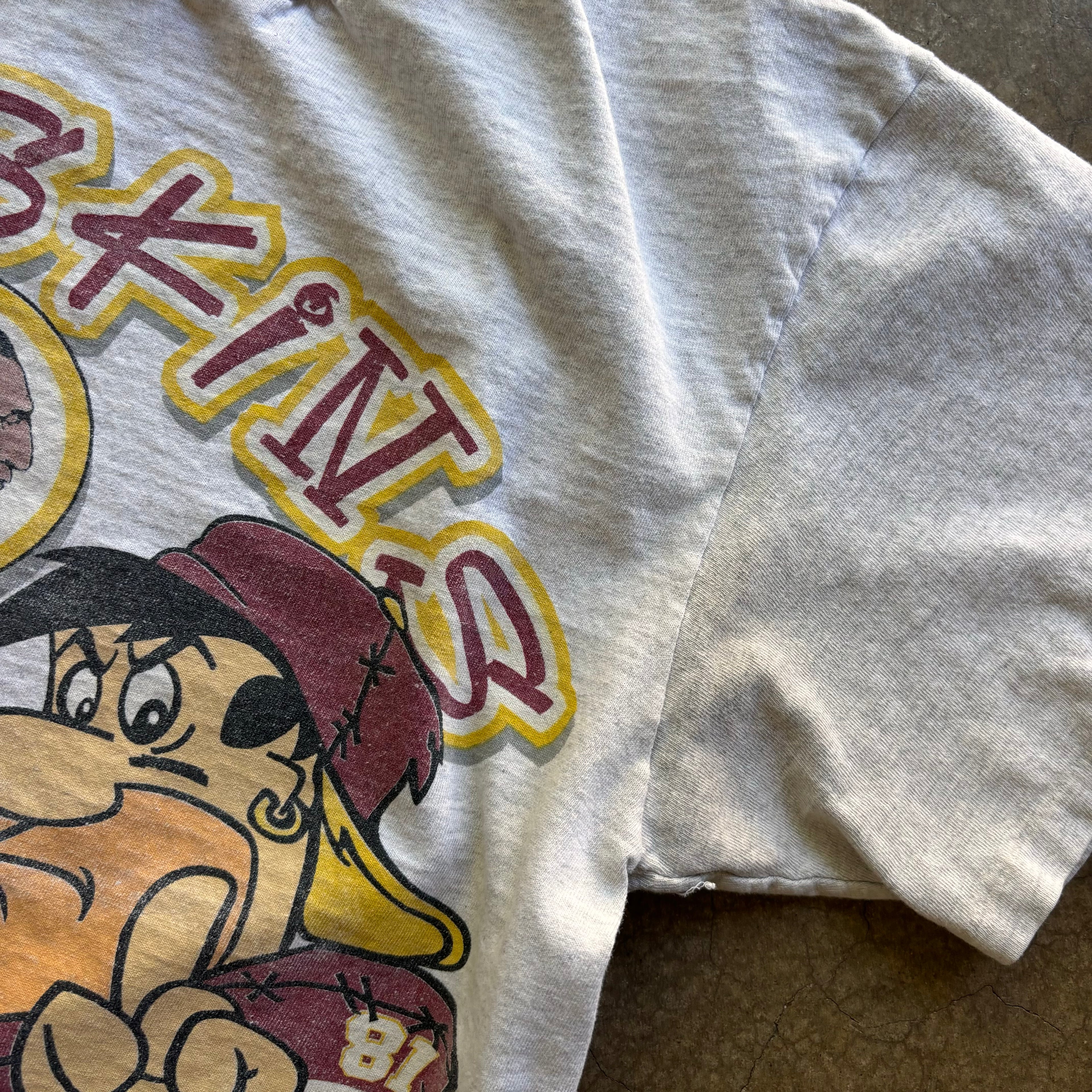 90s REDSKINS FLINTSTONES TEE - M