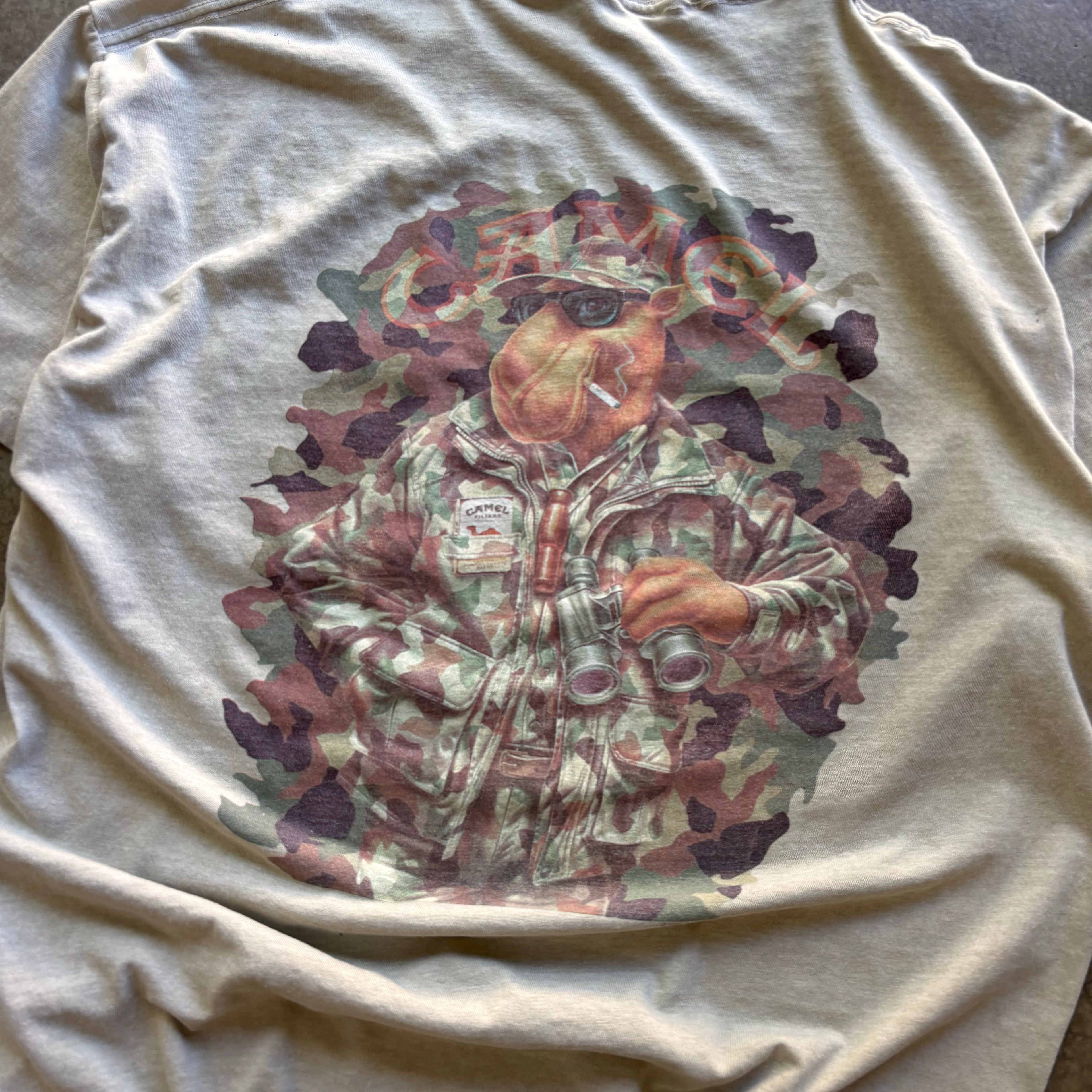 90s CAMEL CAMO TEE - L