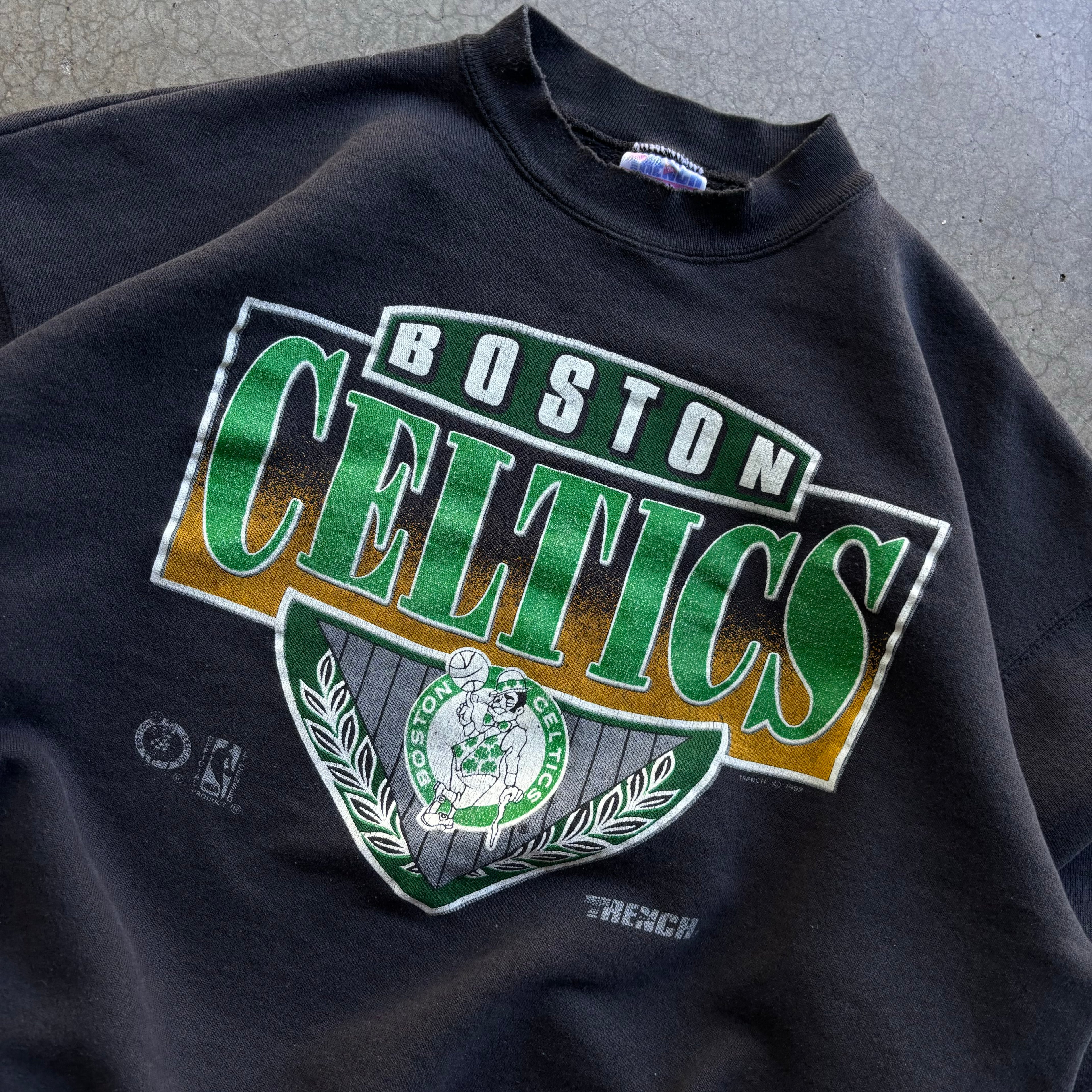 90s BLACK BOSTON CELTICS CREW - XL