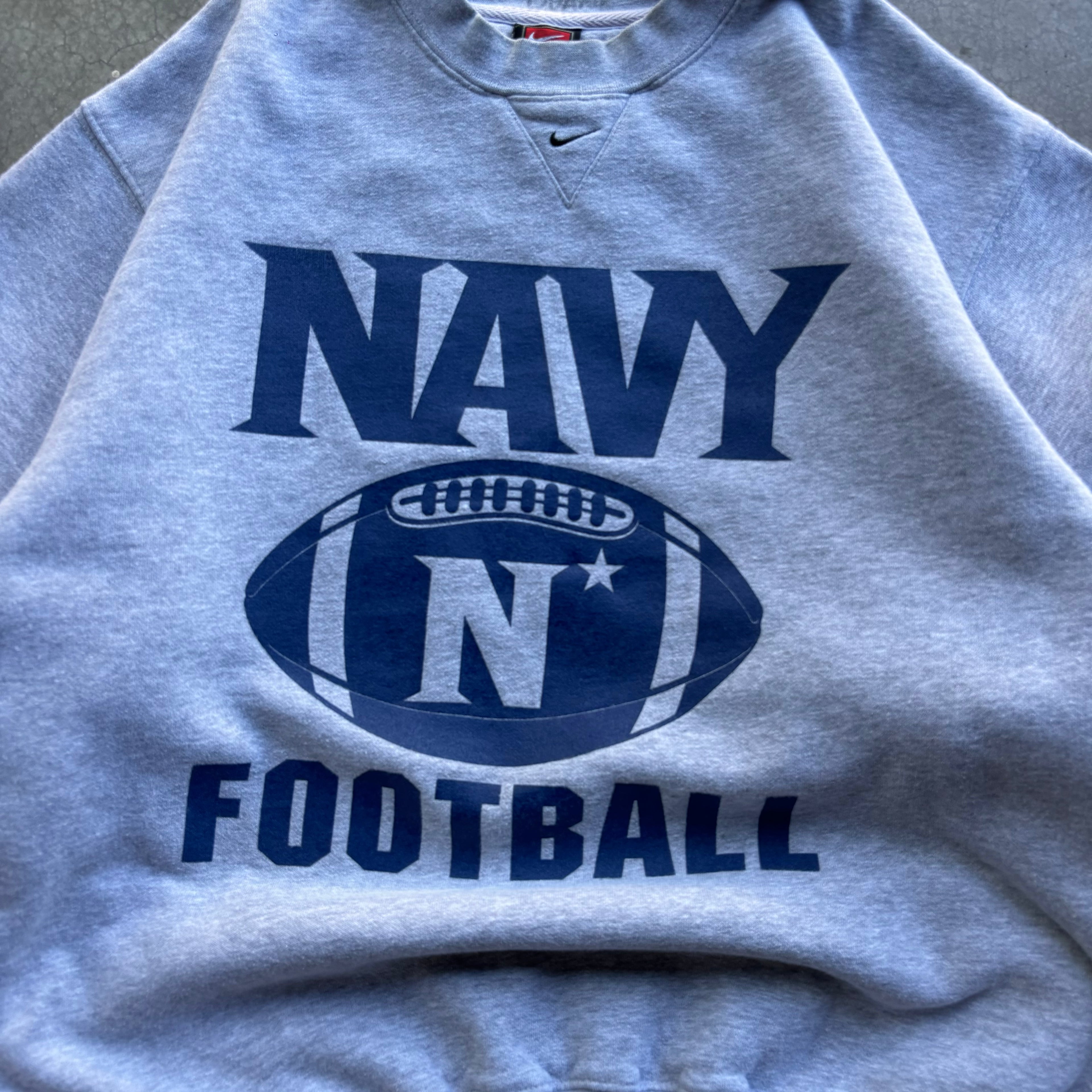 90s NIKE NAVY CREWNECK- M