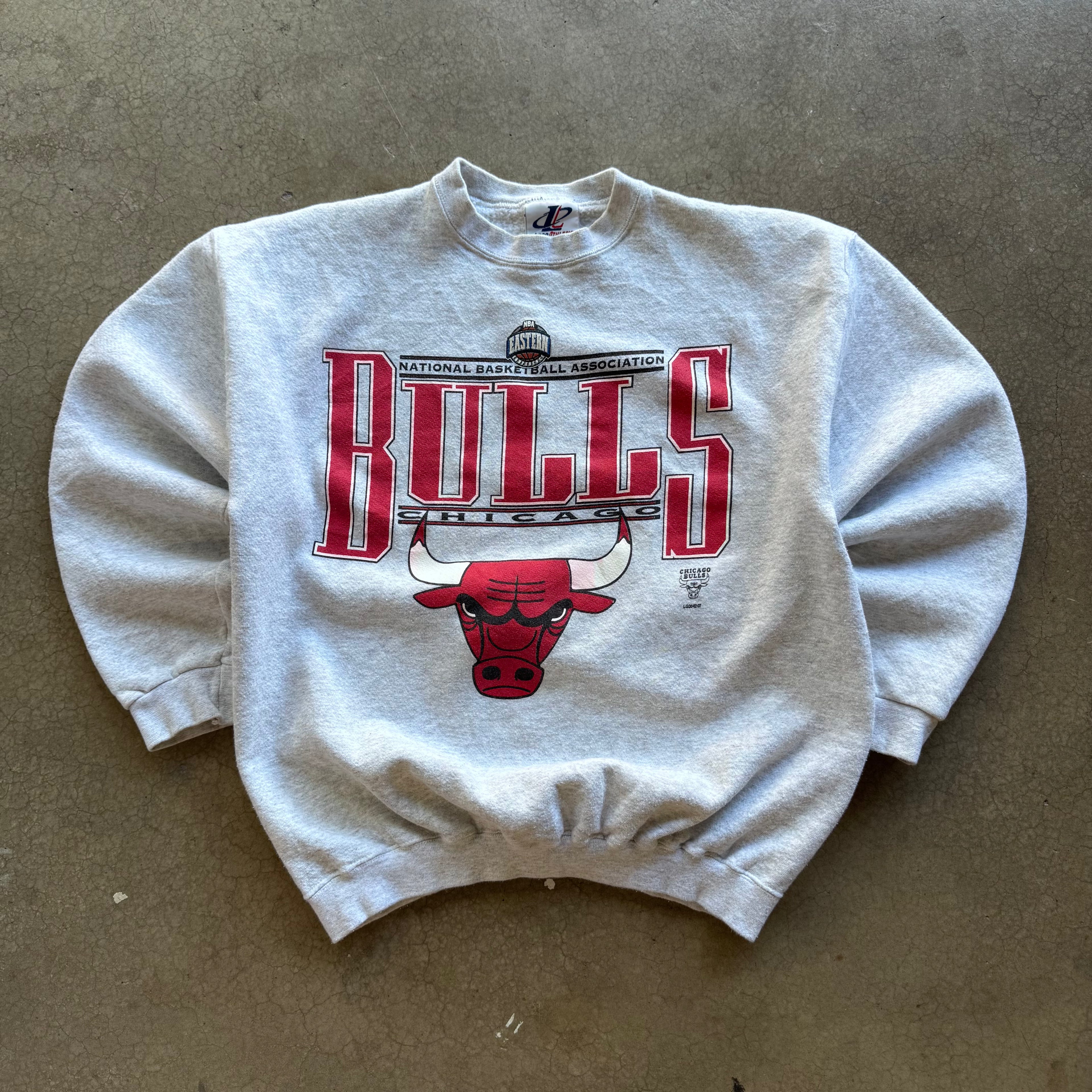 90s CHICAGO BULLS CREWNECK - L