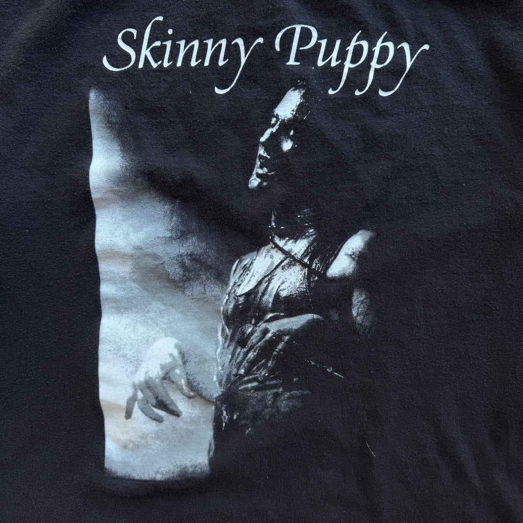 00s SKINNY PUPPY TEE - L