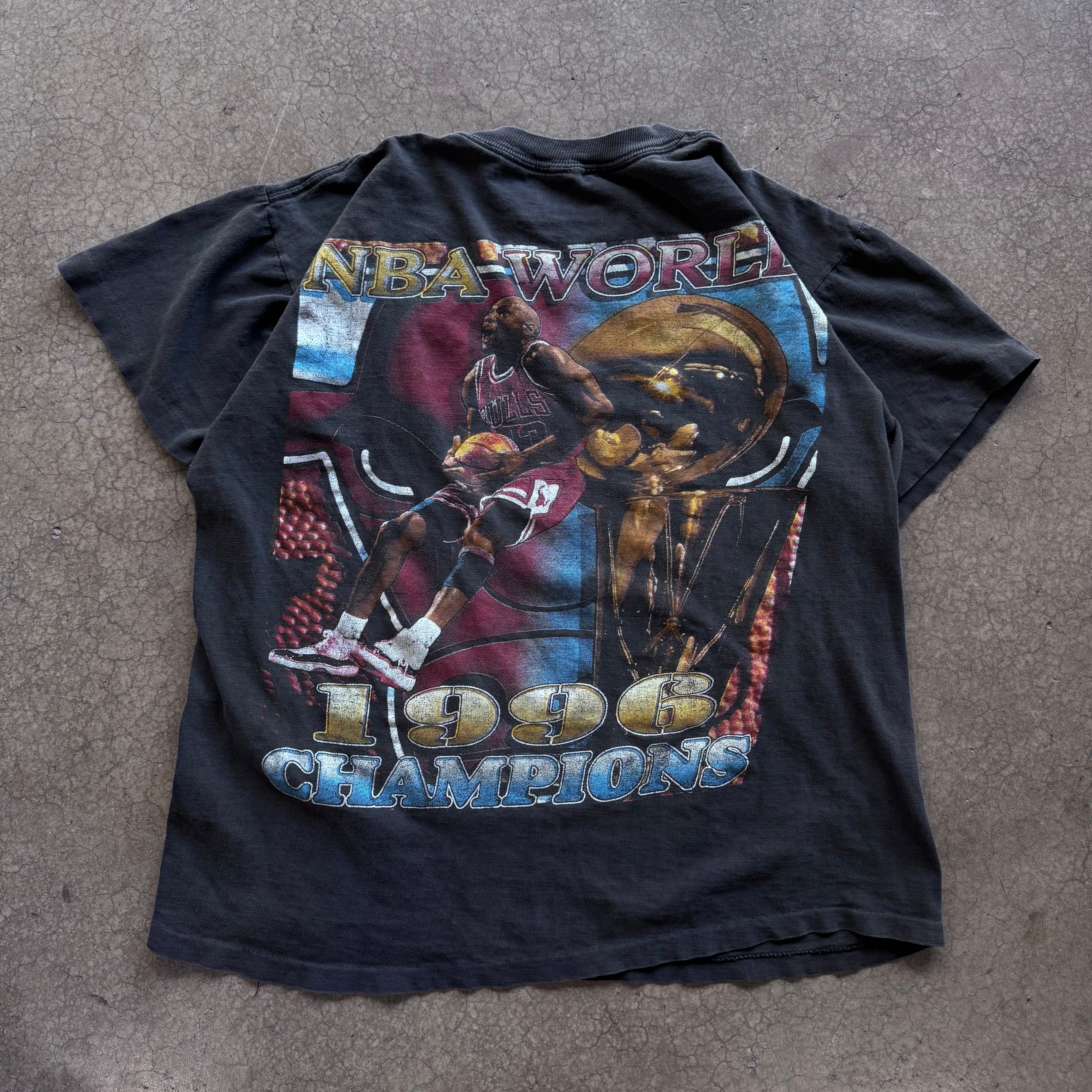 90s CHICAGO BULLS RAP TEE - XL