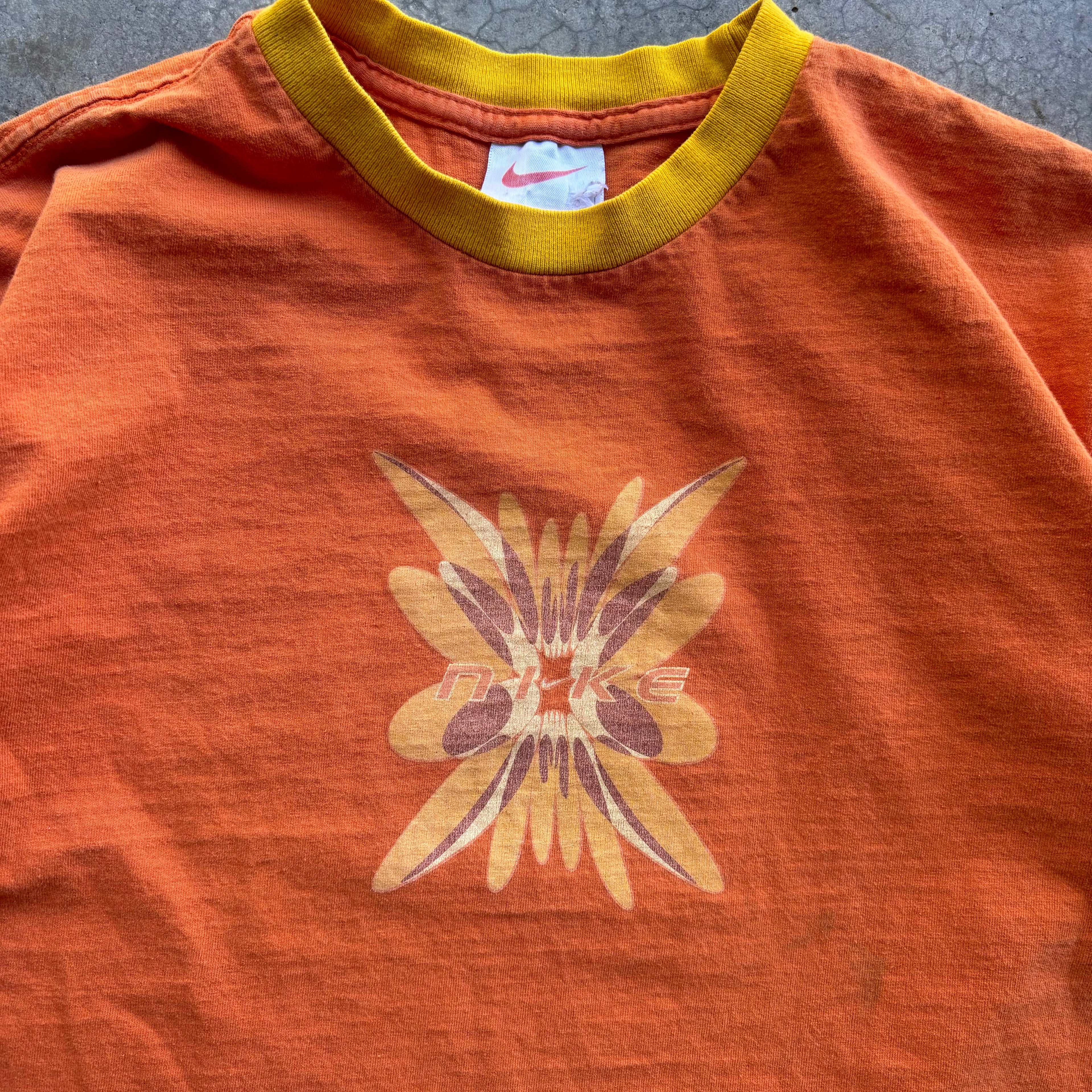 90s ORANGE NIKE TEE - S
