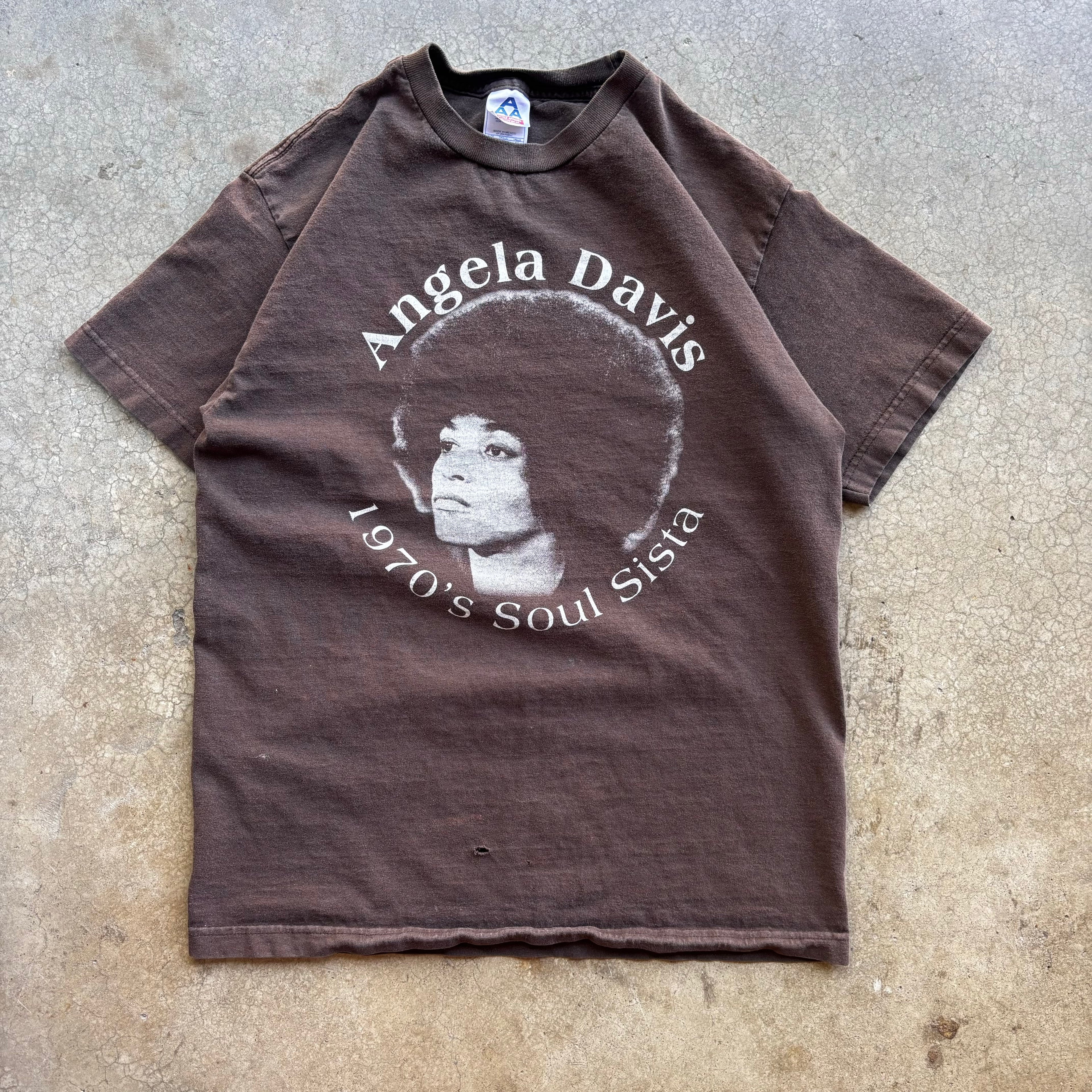 00s ANGELA DAVIS TEE - M