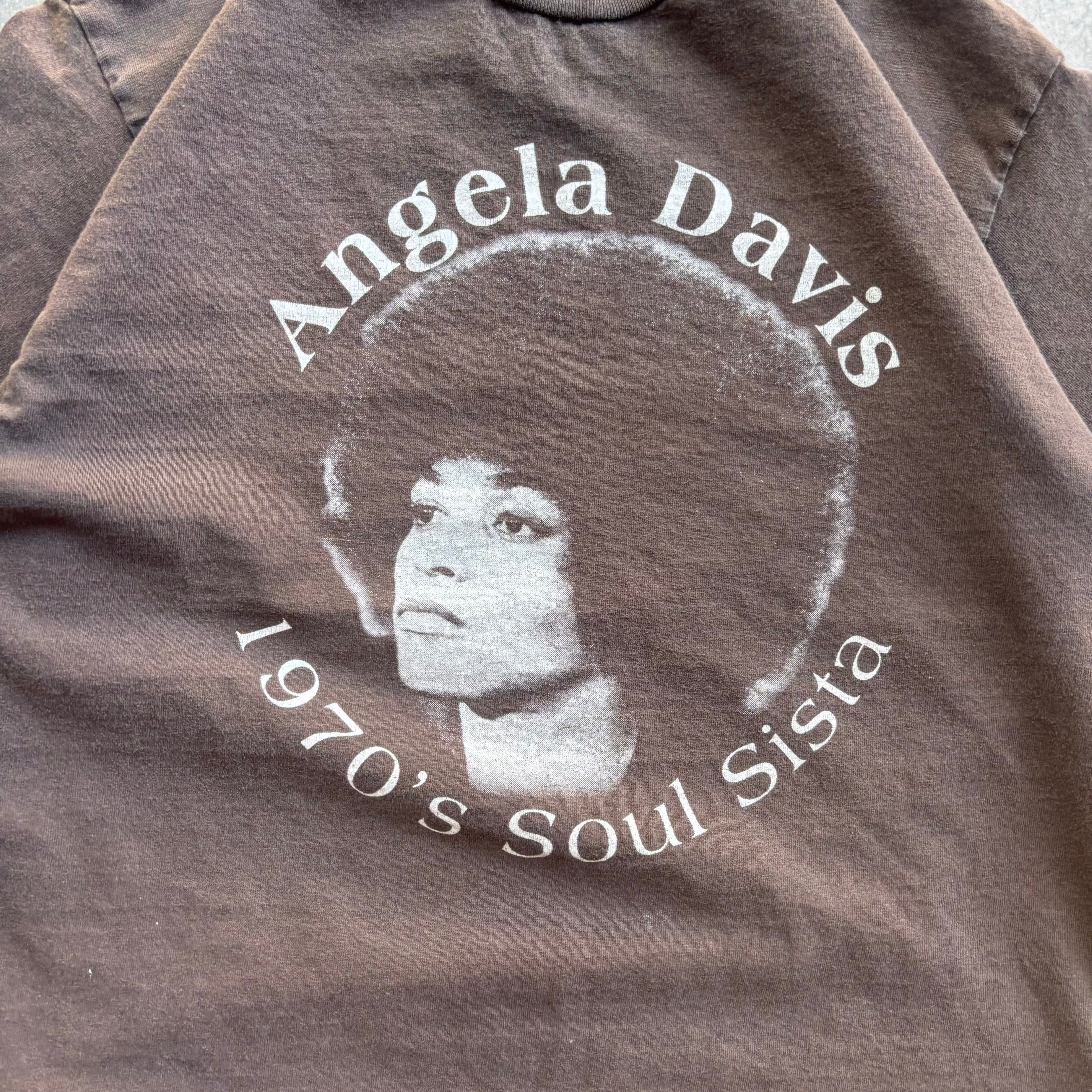 00s ANGELA DAVIS TEE - M