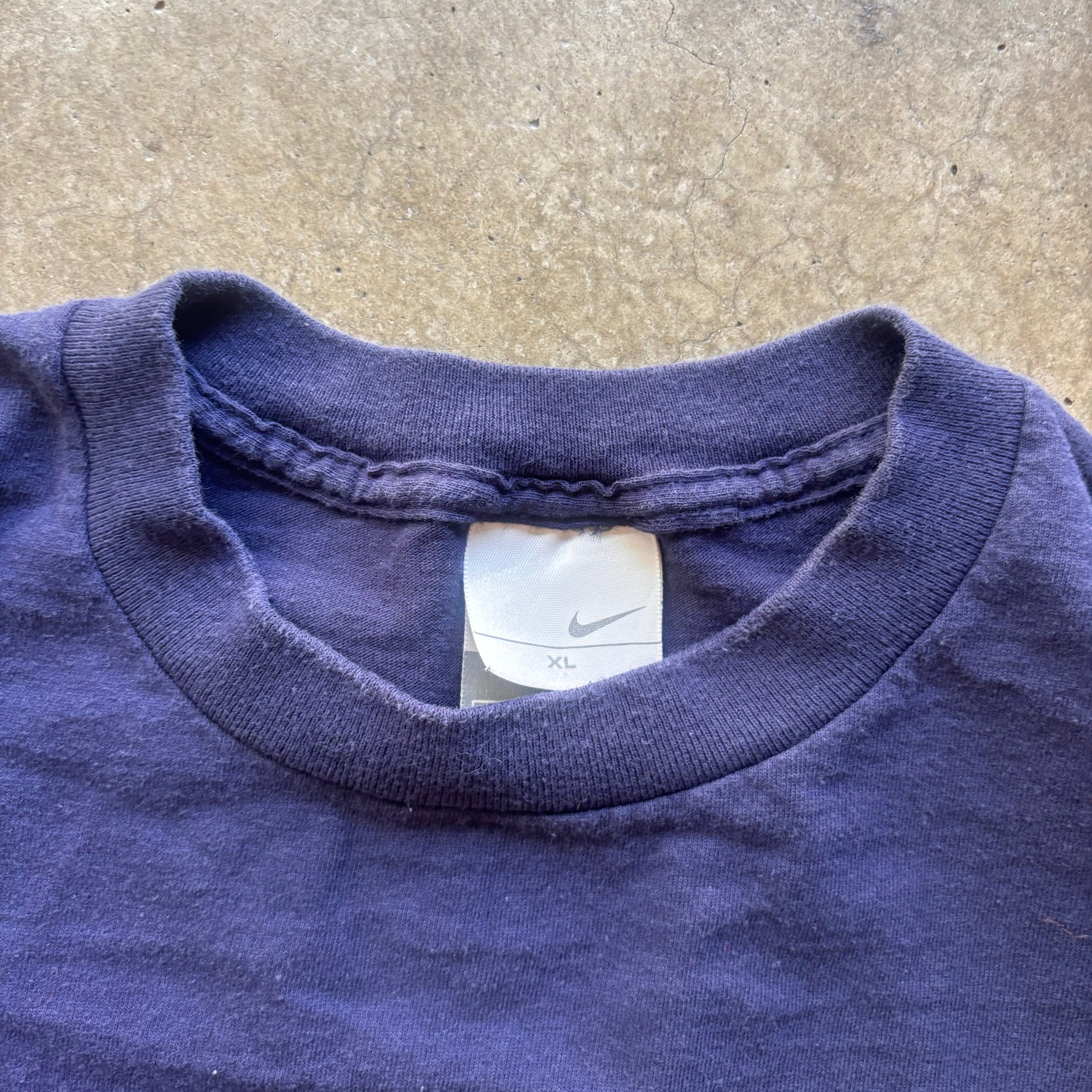 00s NAVY NIKE TEE - XL