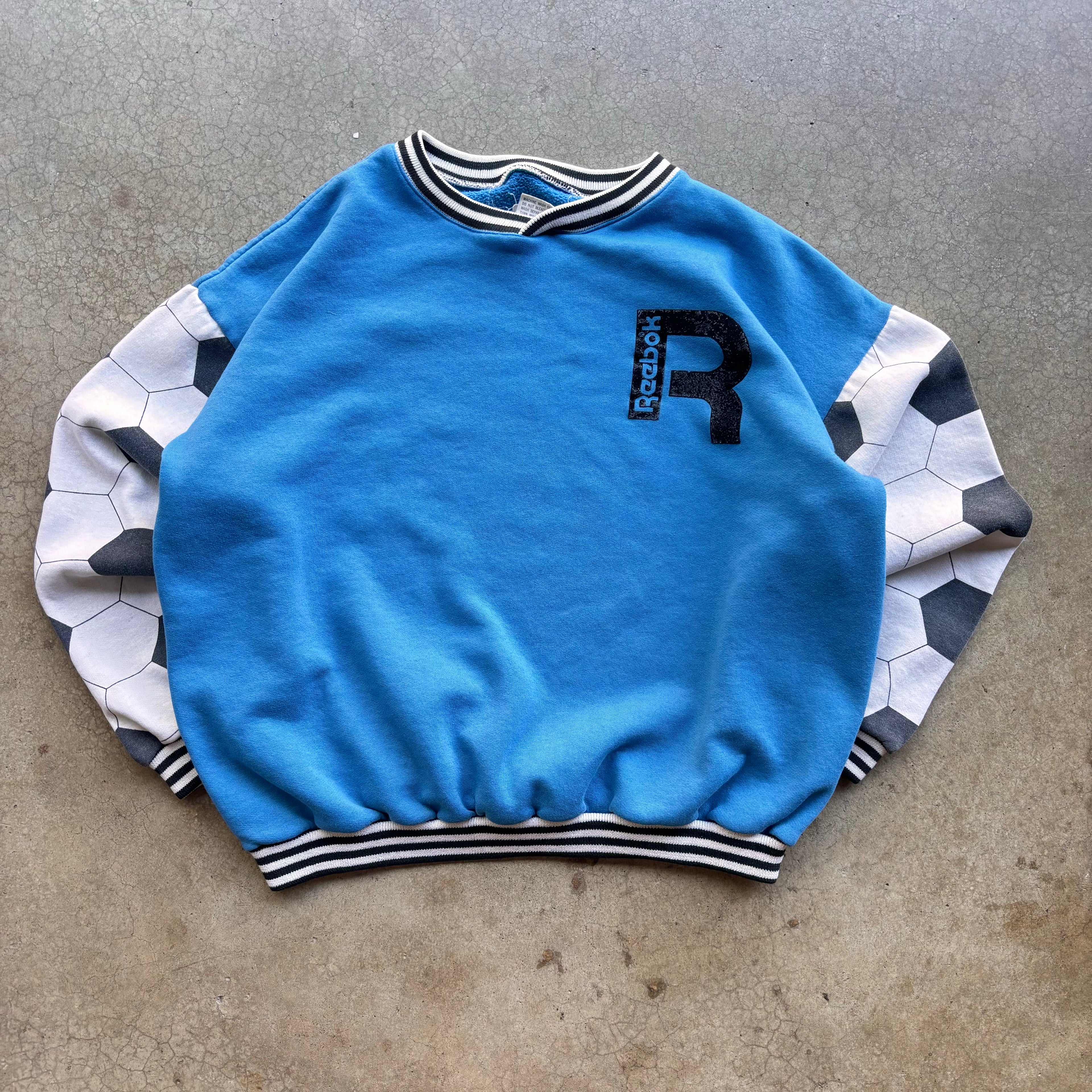 90s REEBOK SOCCER CREWNECK - M