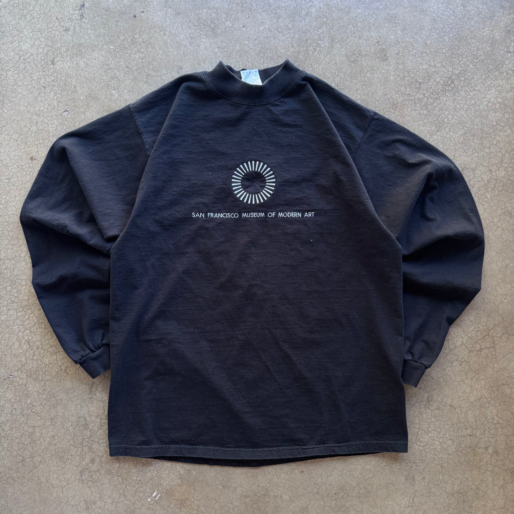 90s MUSEUM OF MODERN ART LONGSLEEVE TEE - XL