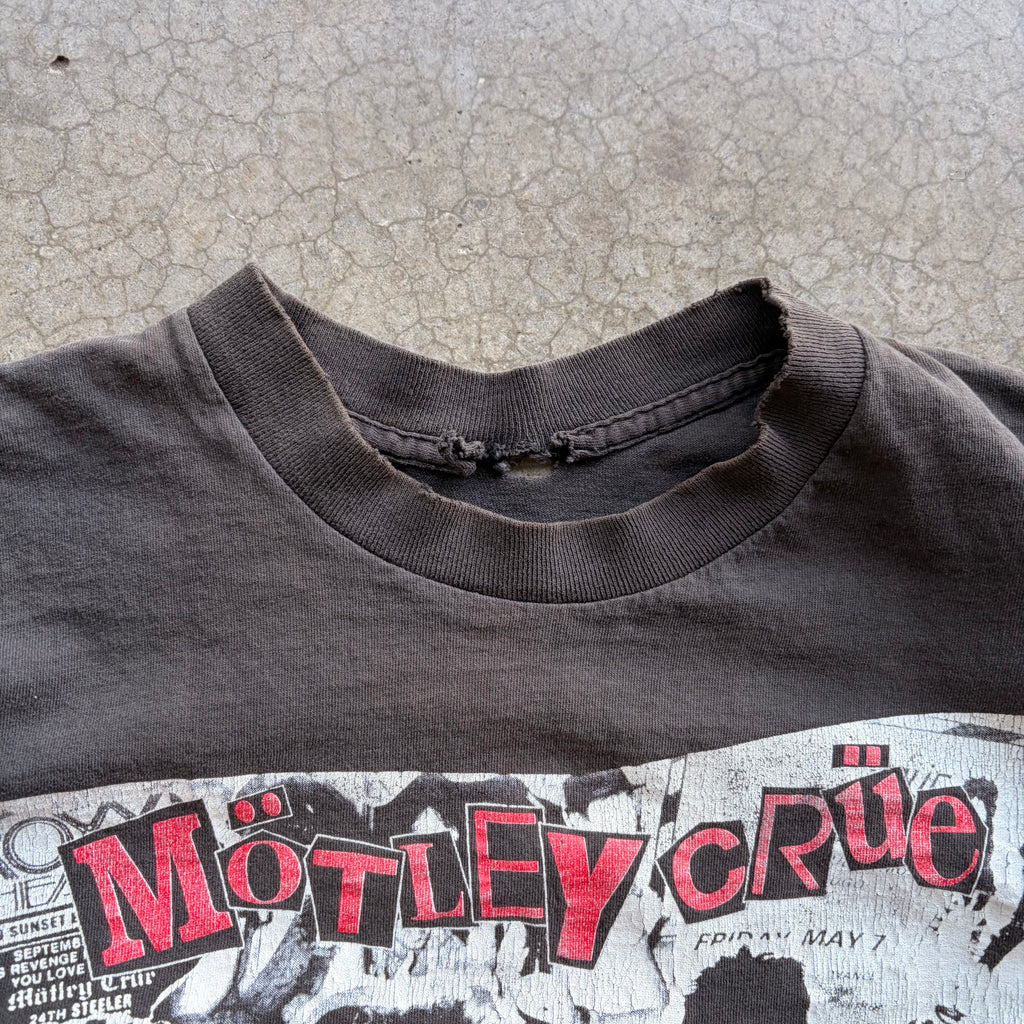 90s MOTLEY CRUE BAND TEE - M