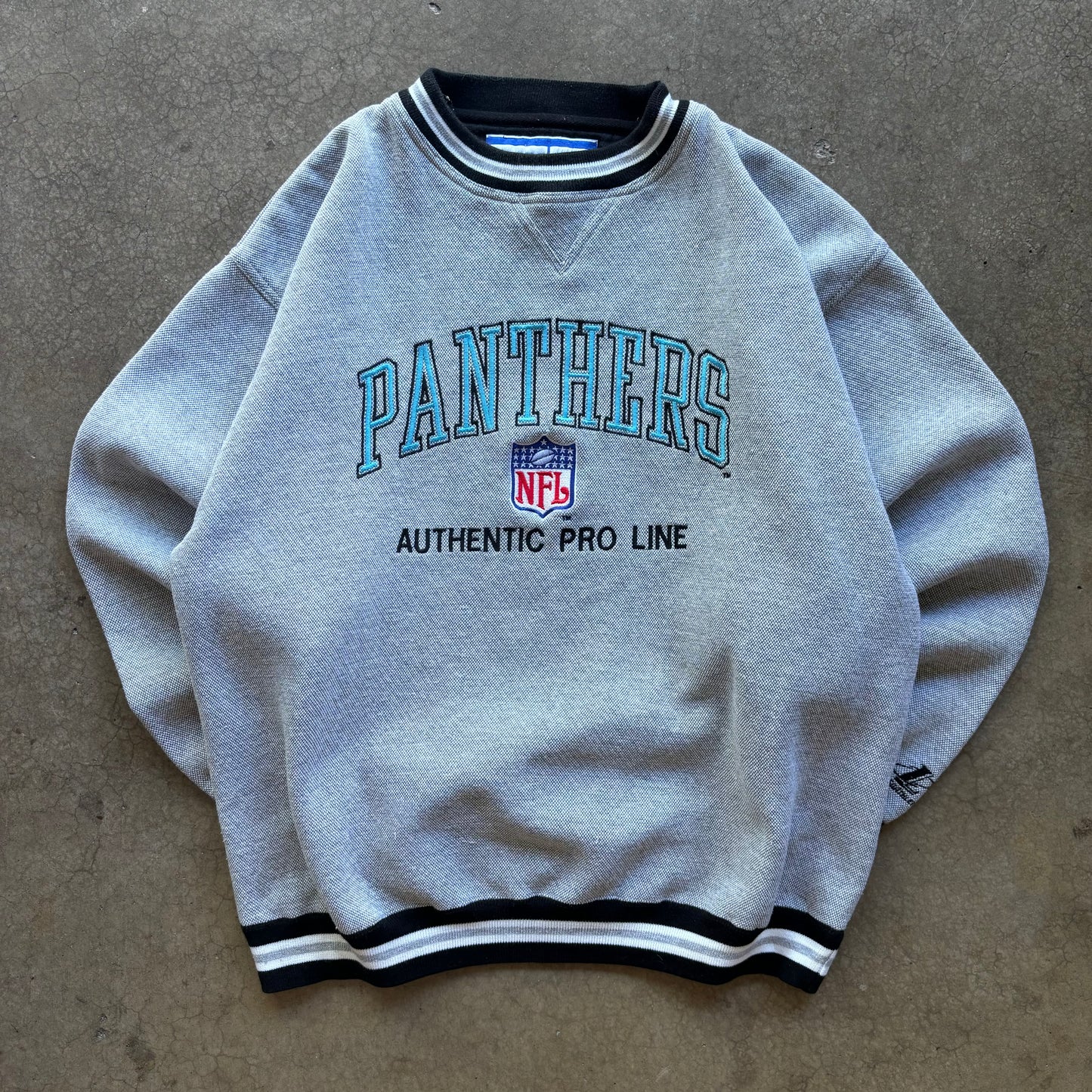 VINTAGE CAROLINA PANTHERS CREWNECK - XL