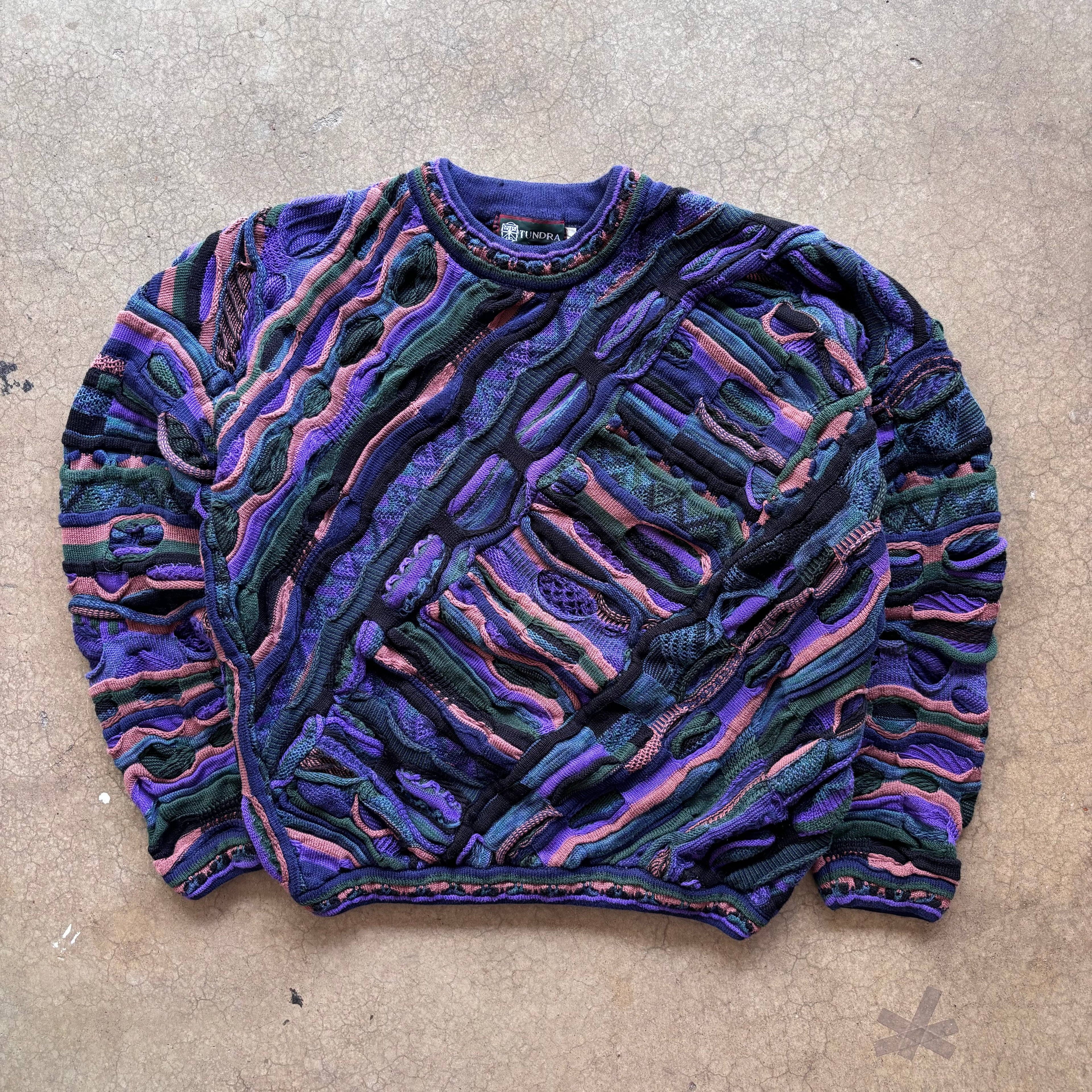 90s L PURPLE TUNDRA 3D KNIT SWEATER - L