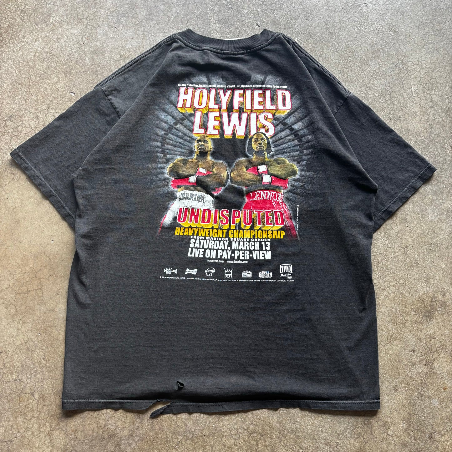 VINTAGE HOLYFIELD V. LEWIS TEE - XL