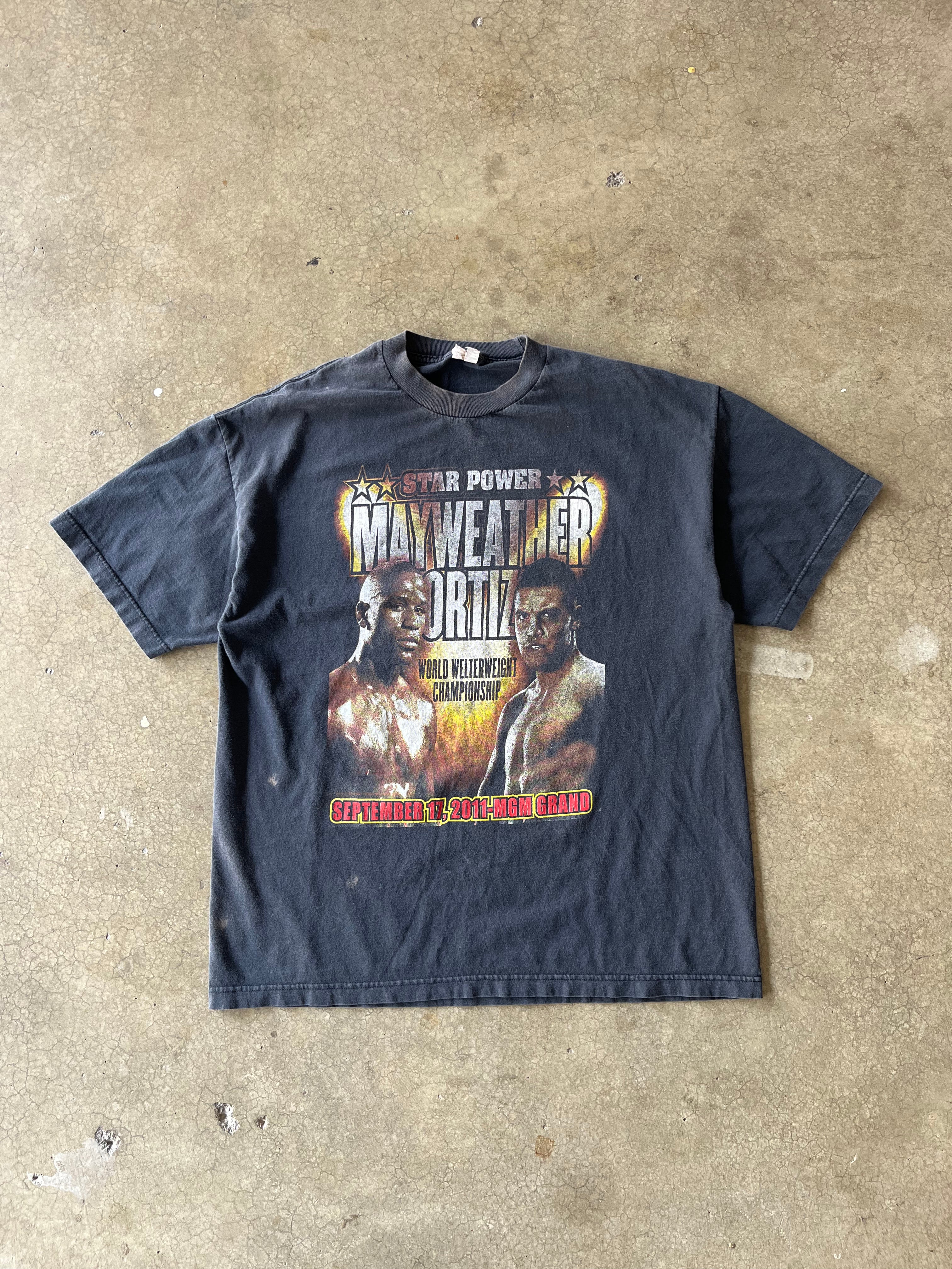 00S MAYWEATHER VS ORTIZ BOXING TEE - L
