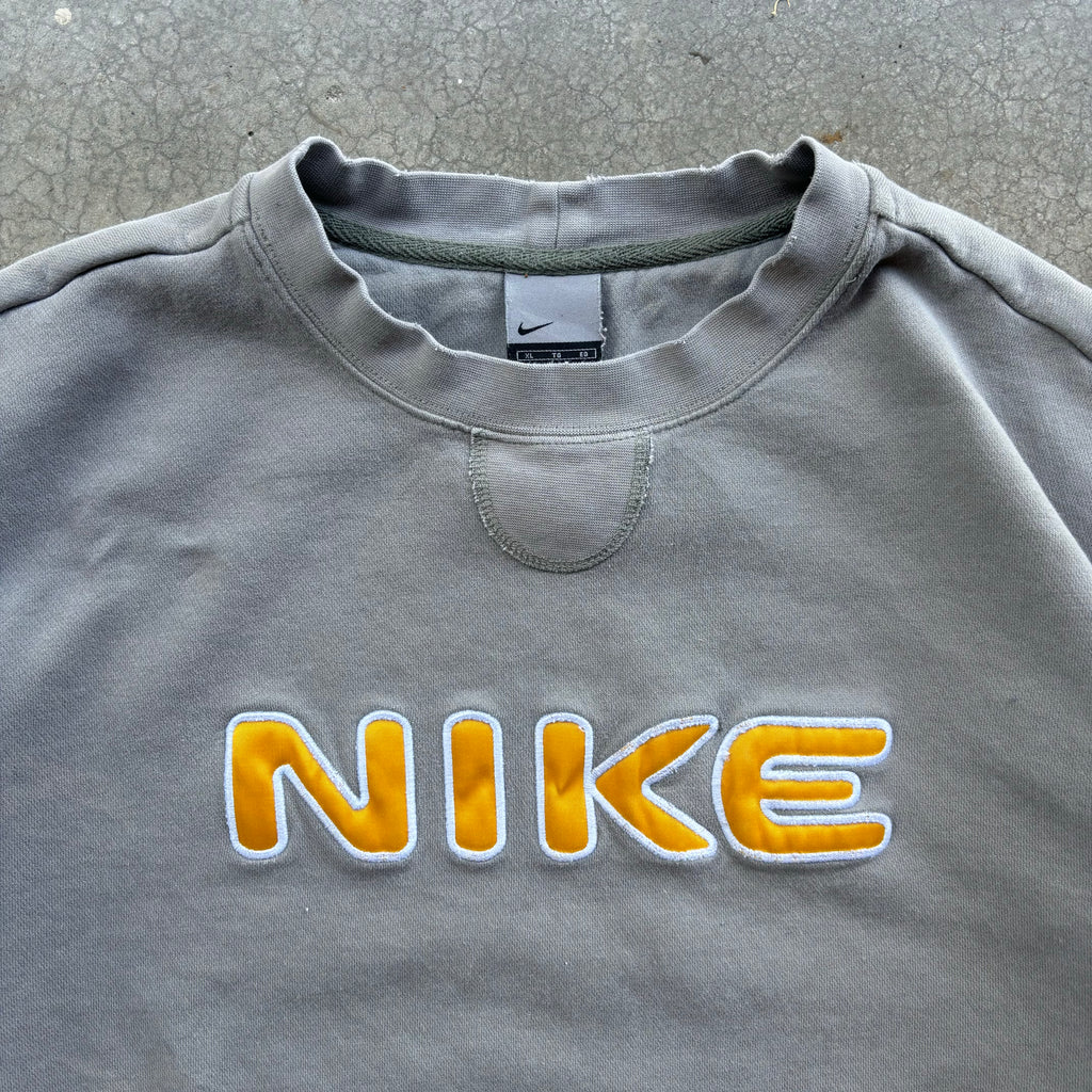 00s NIKE SPELL-OUT CREWNECK - XL
