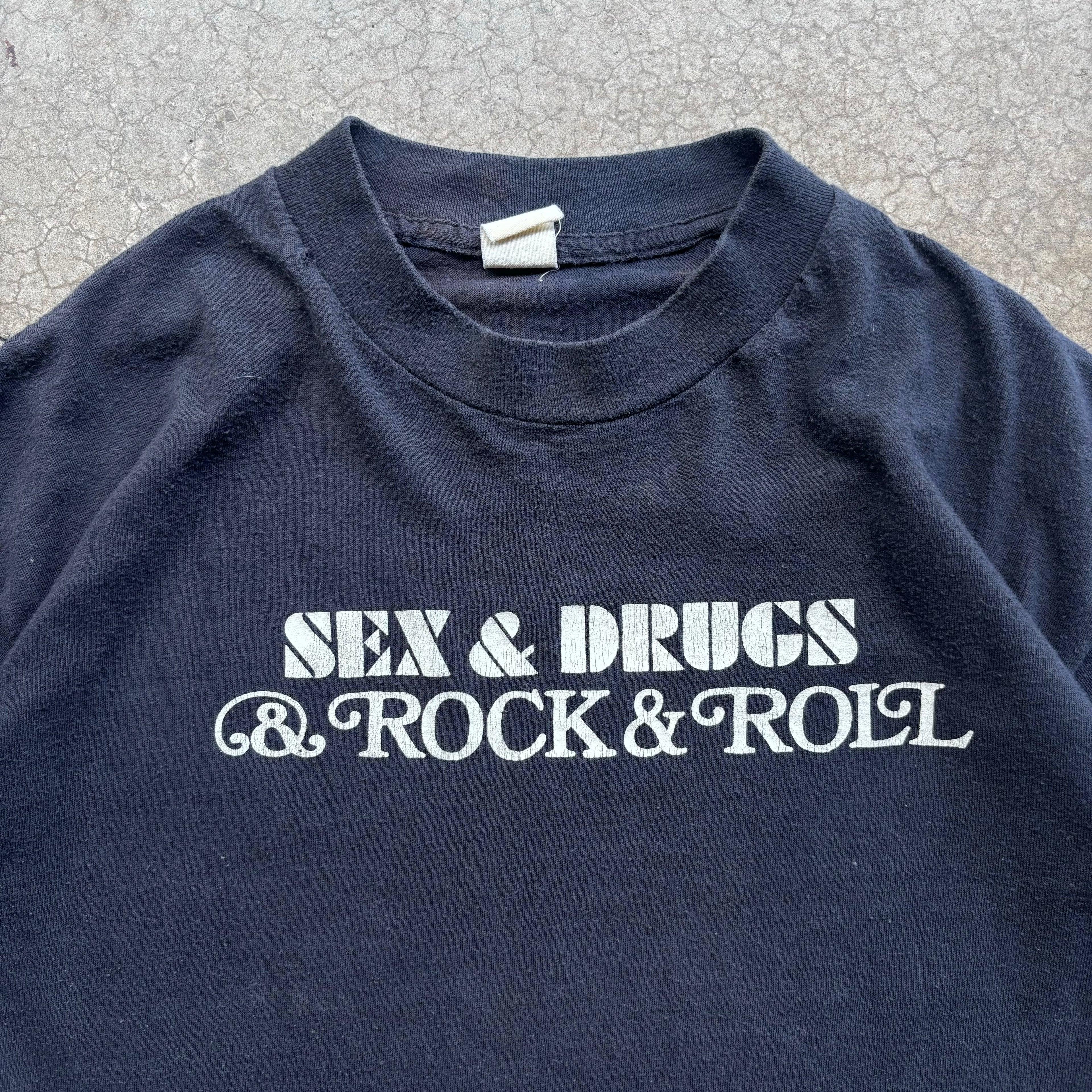 80s SEX, DRUGS ROCK & ROLL TEE - M