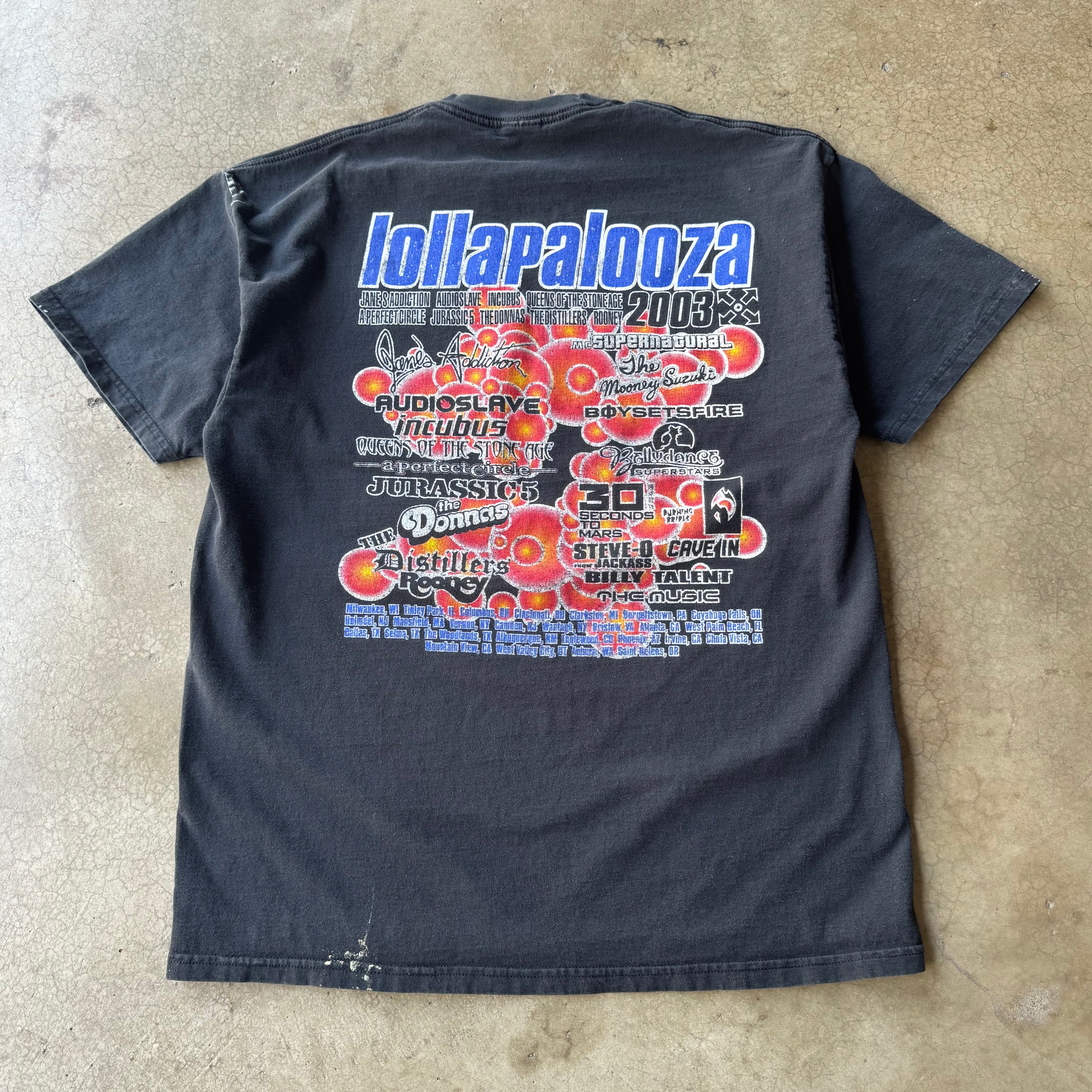 00S LOLLAPALOOZA MUSIC FESTIVAL TEE - XL