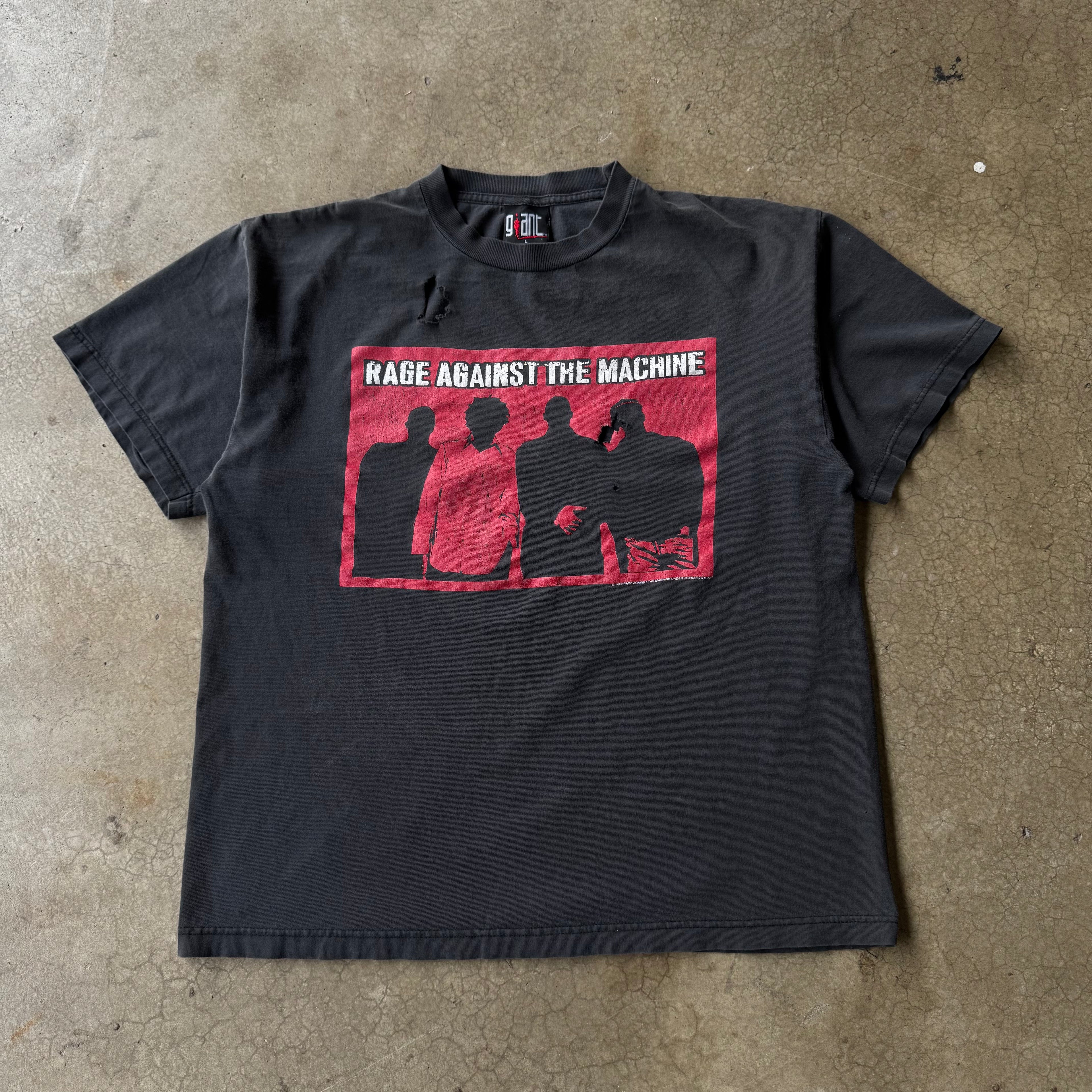 90s RAGE AGAINST THE MACHINE BAND TEE - L
