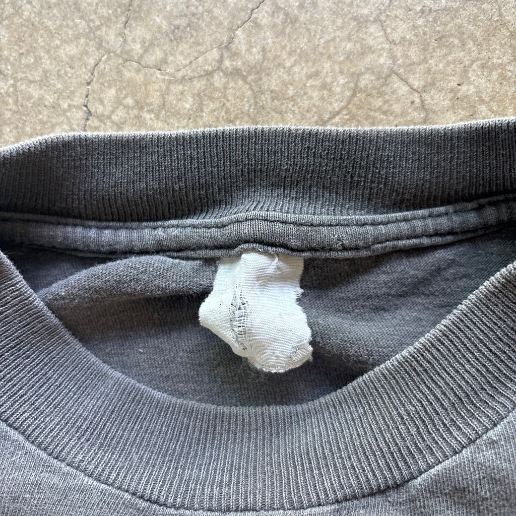 90s A THIN LINE BETWEEN LOVE AND HATE RAP TEE - XL