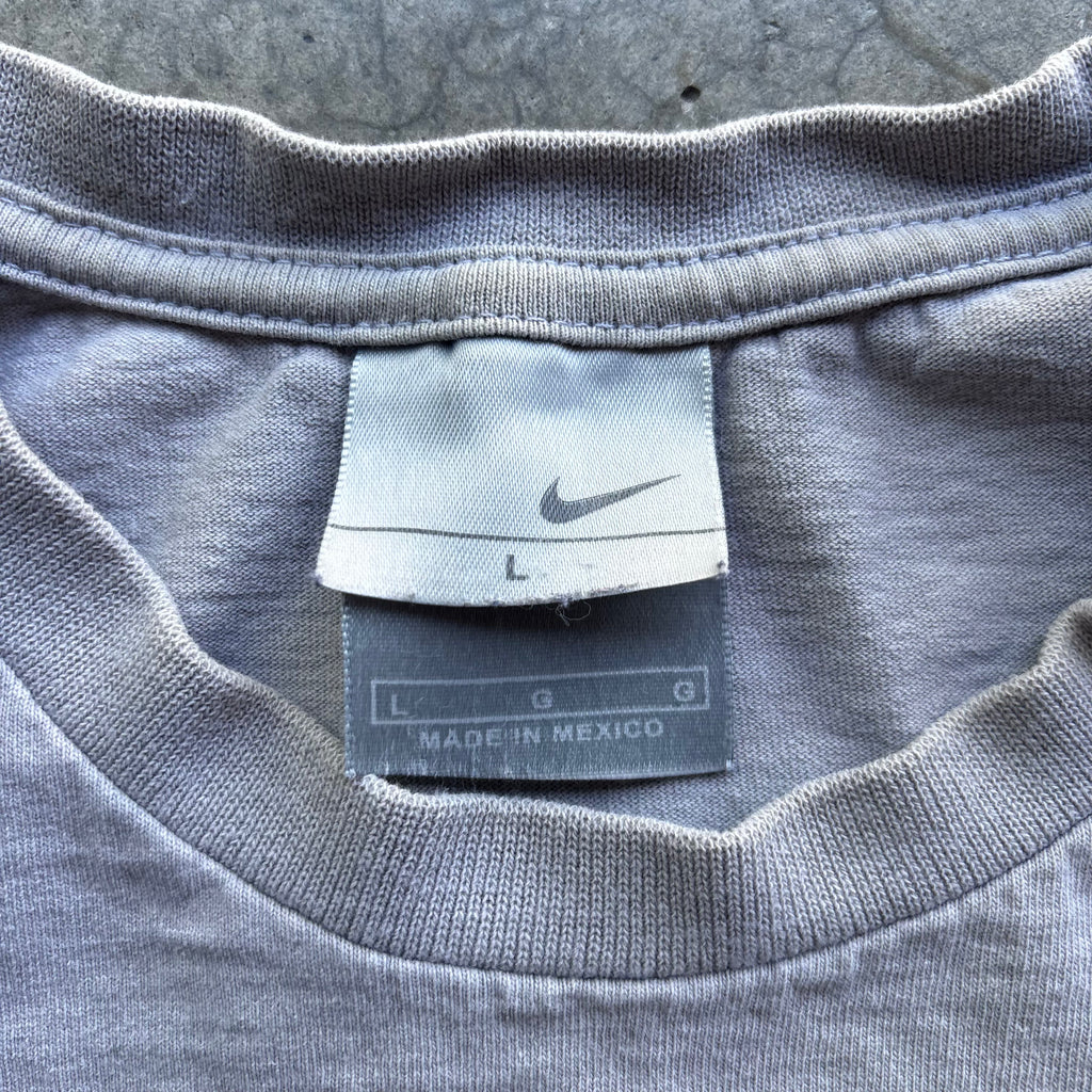 00s NIKE LONGSLEEVE TEE - L