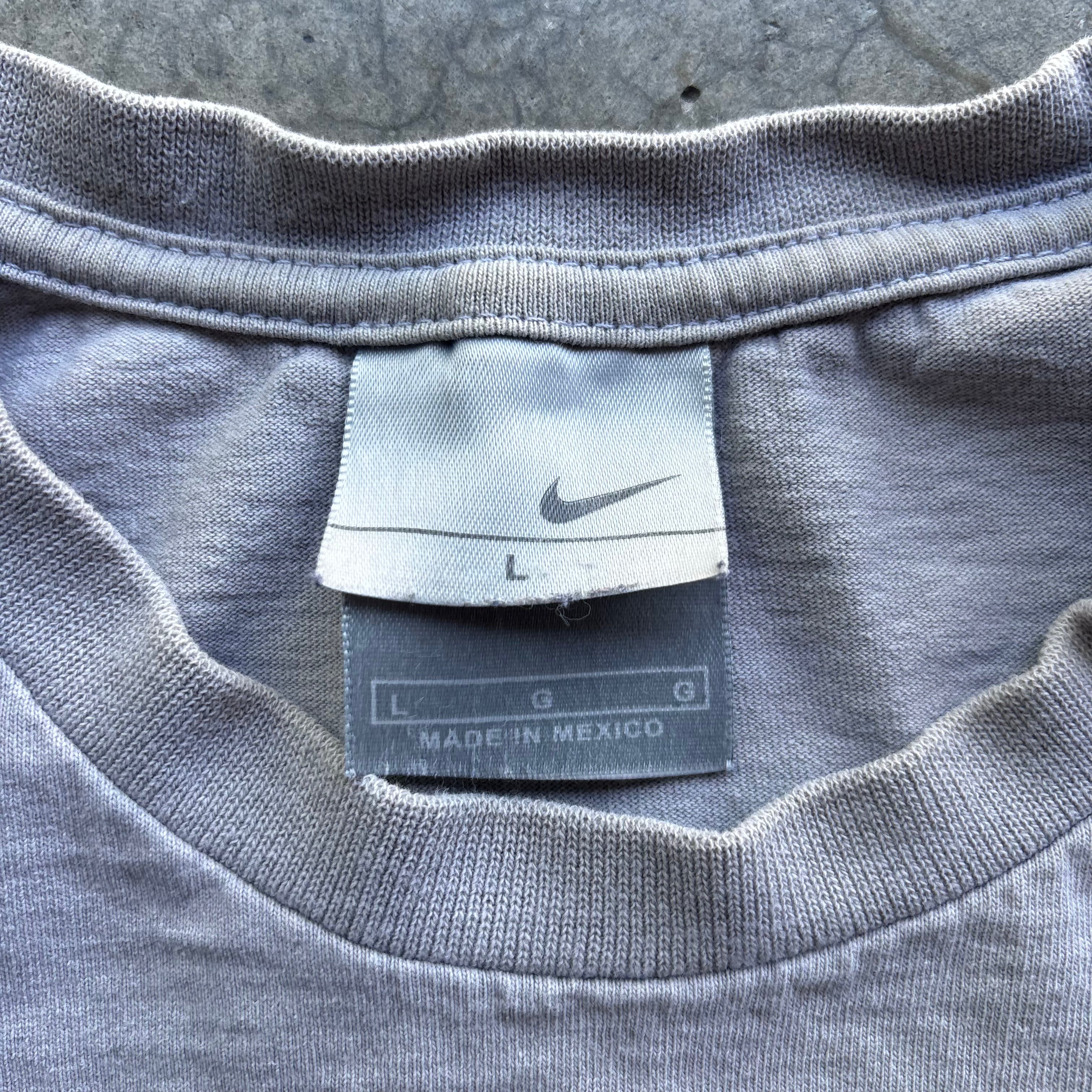 00s NIKE LONGSLEEVE TEE - L