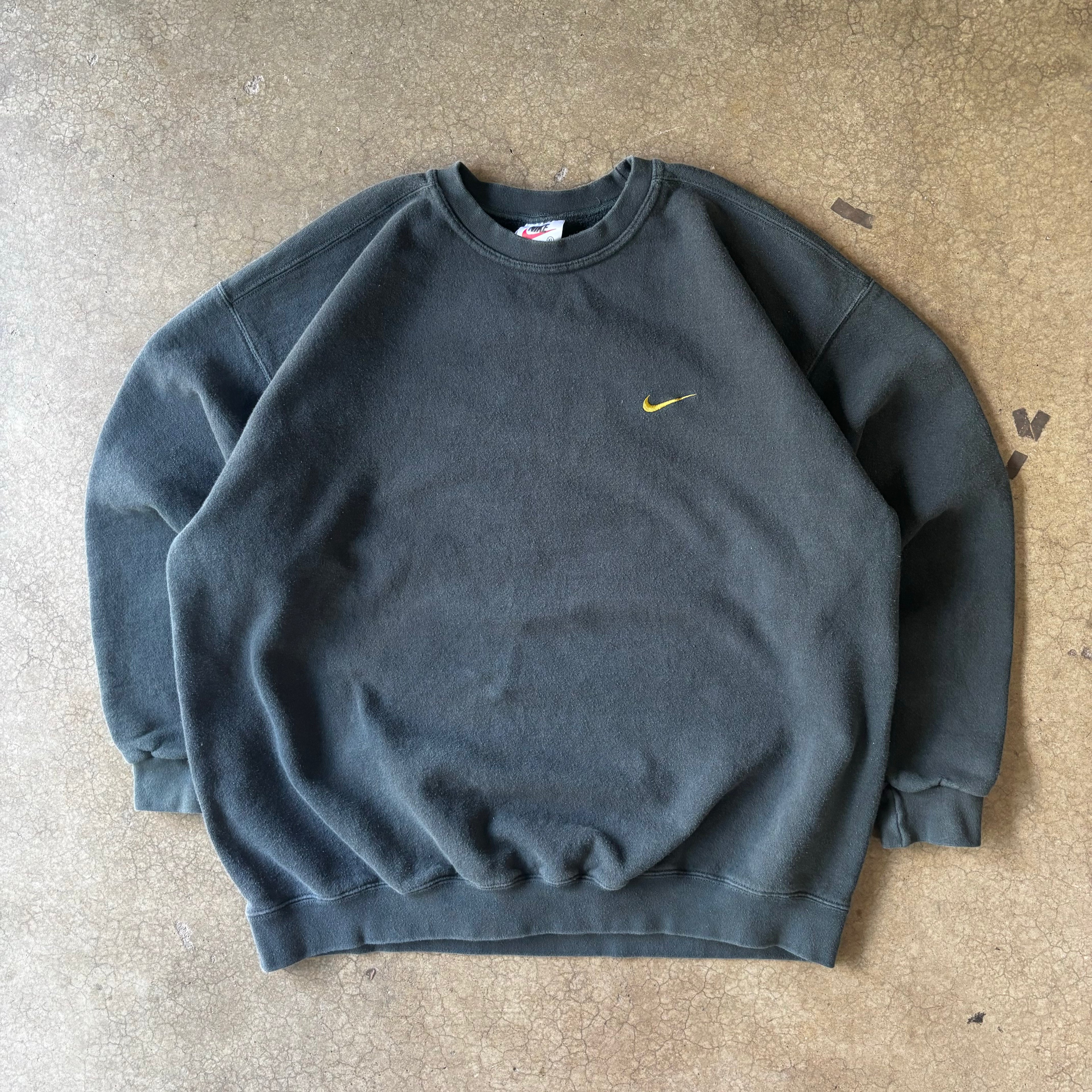 90s NIKE GOLDEN SWOOSH CREWNECK - XL