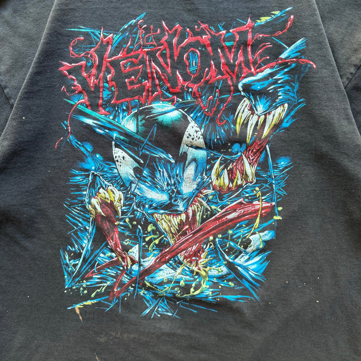 VINTAGE VENOM TEE - XL