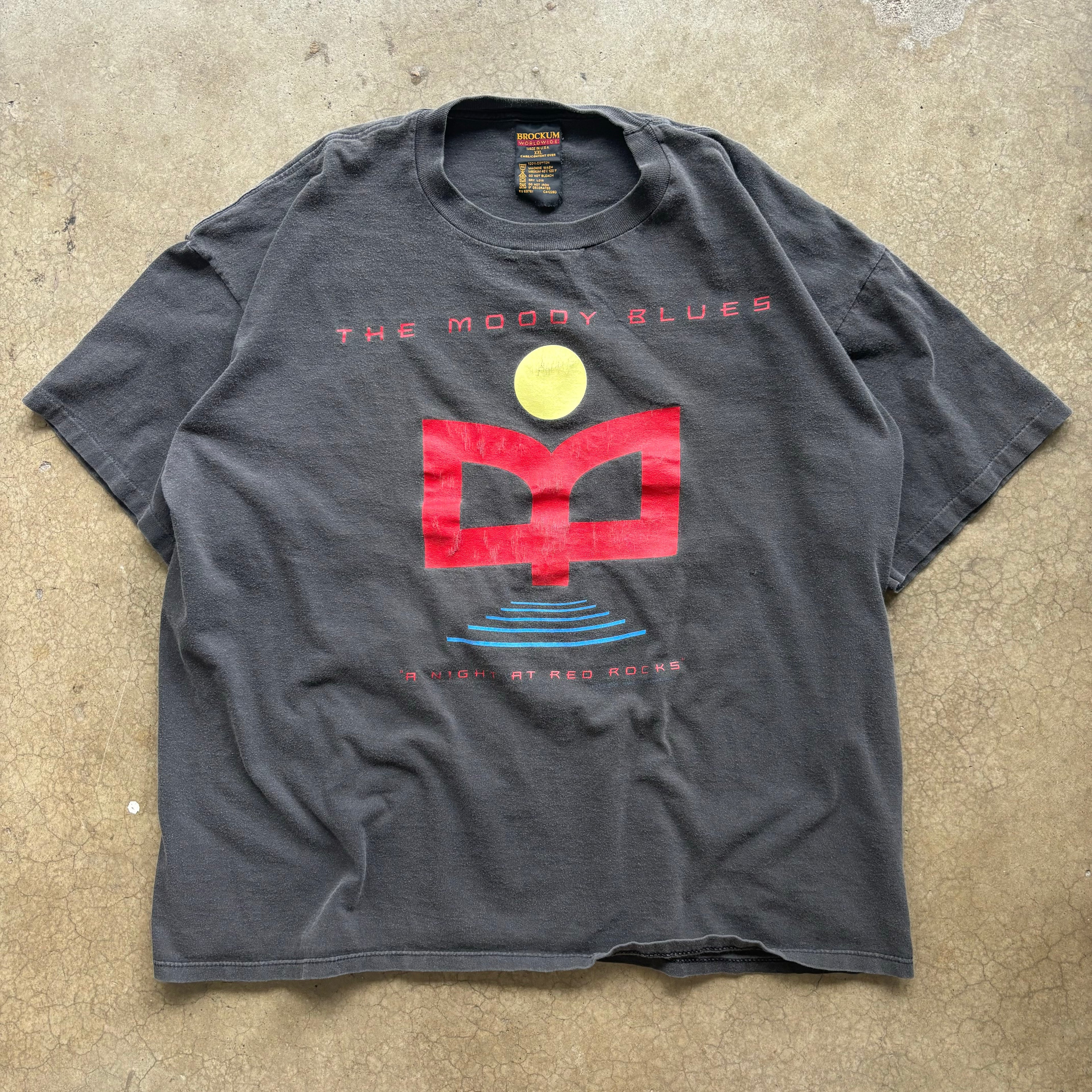 90s MOODY BLUES TEE - XXL