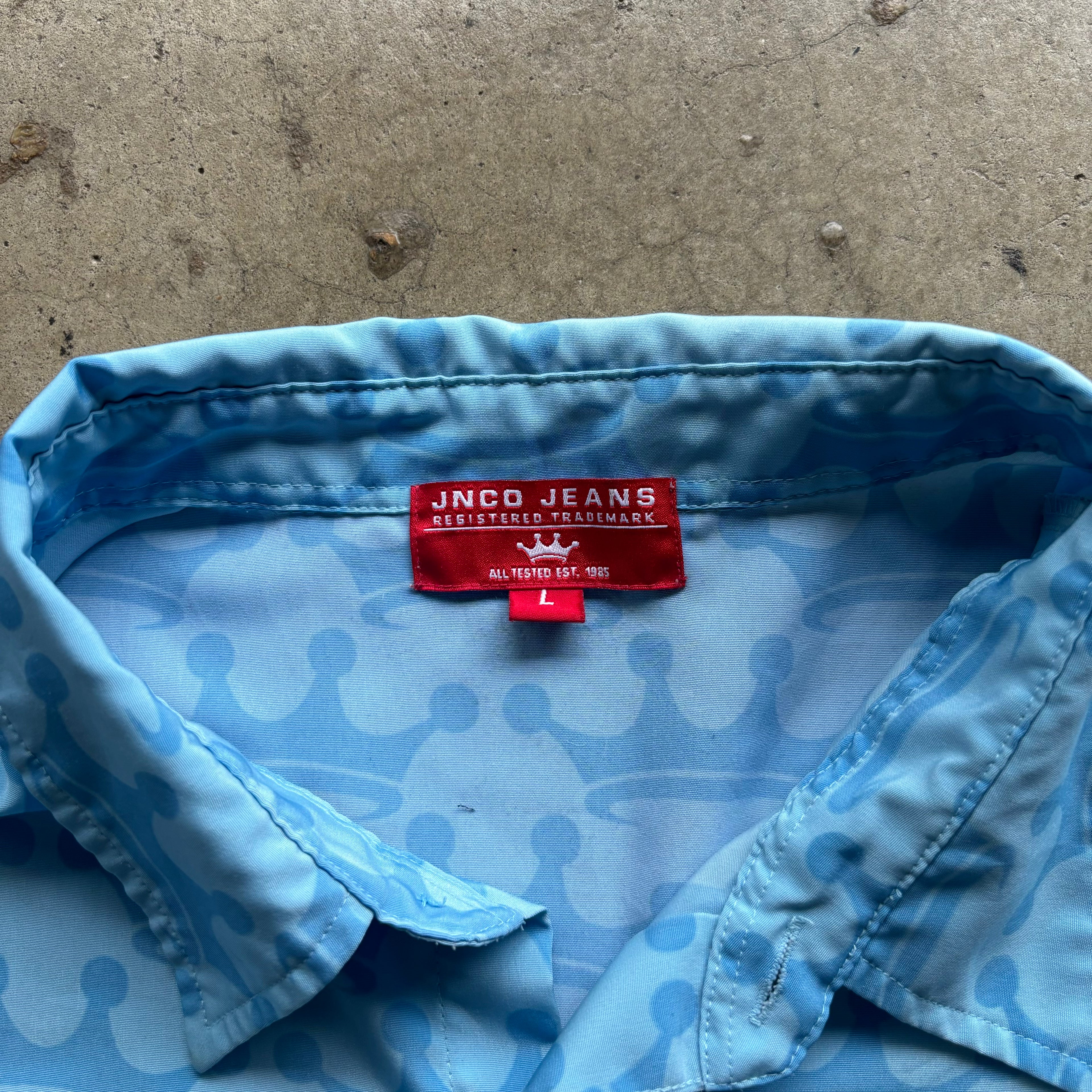 00s JNCO BUTTON UP TEE - L