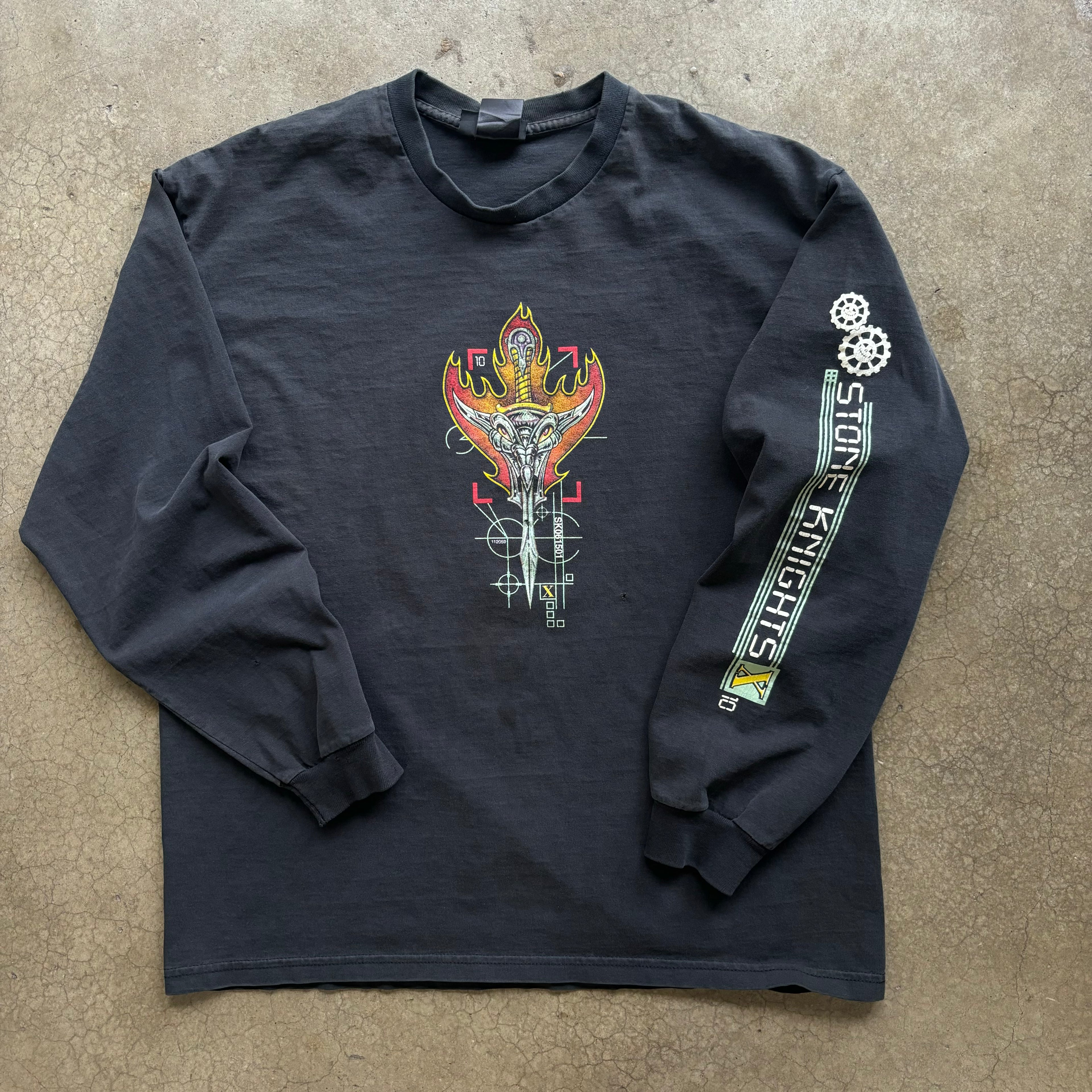 00s STONE KNIGHTS TEE - L