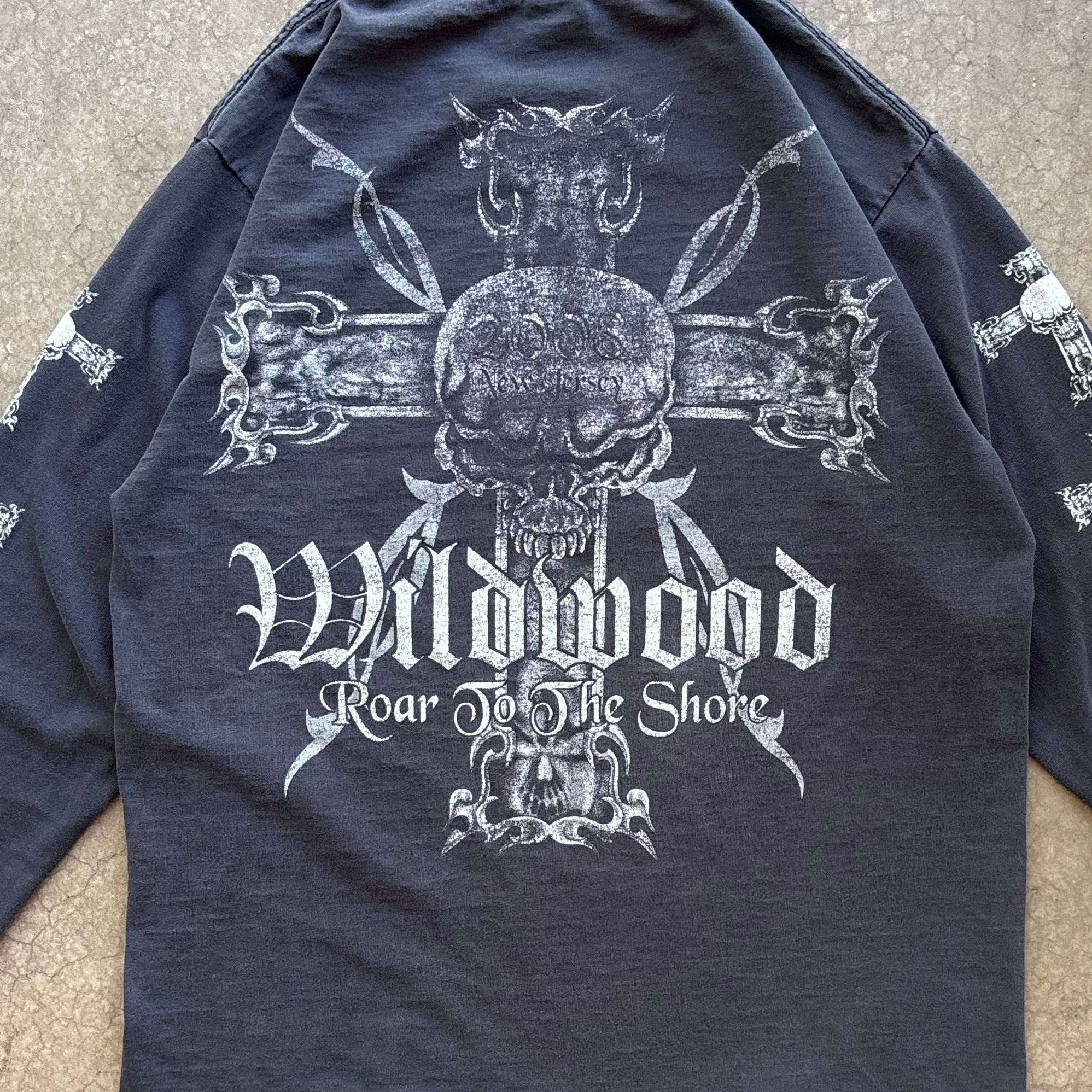 90s SKULL LS TEE - M