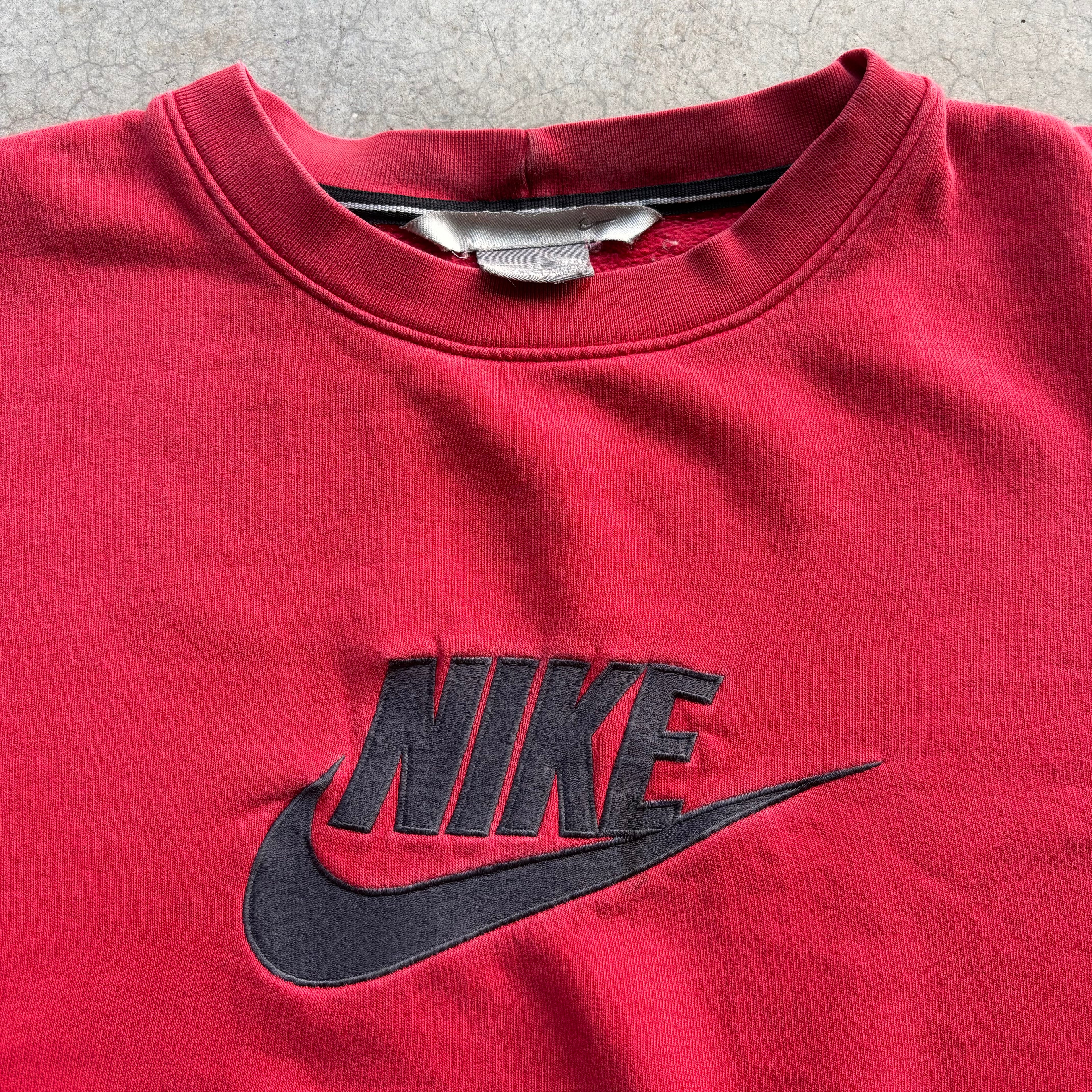 00s RED NIKE CREWNECK - XL