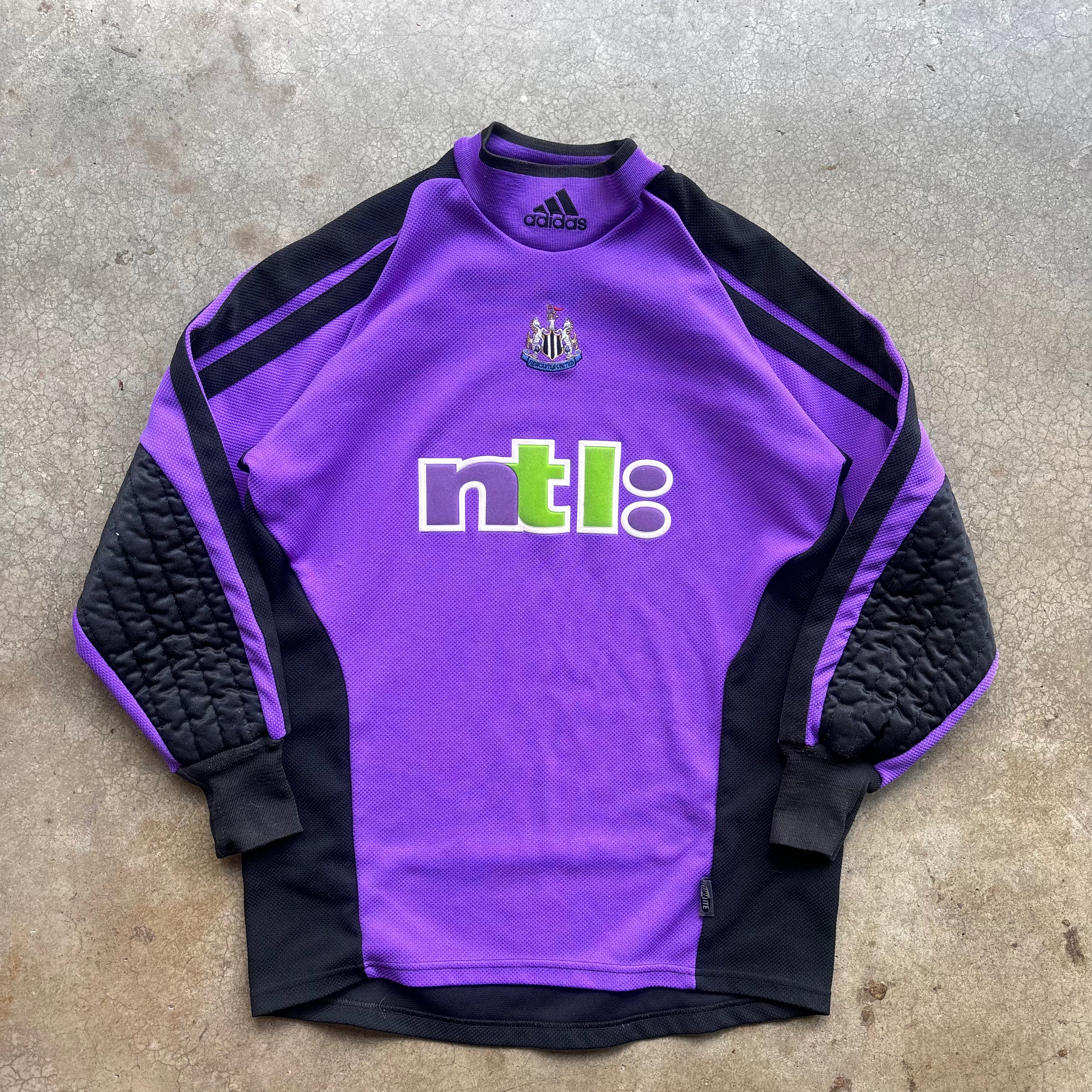 90s NEWCASTLE FC GOALIE JERSEY - L