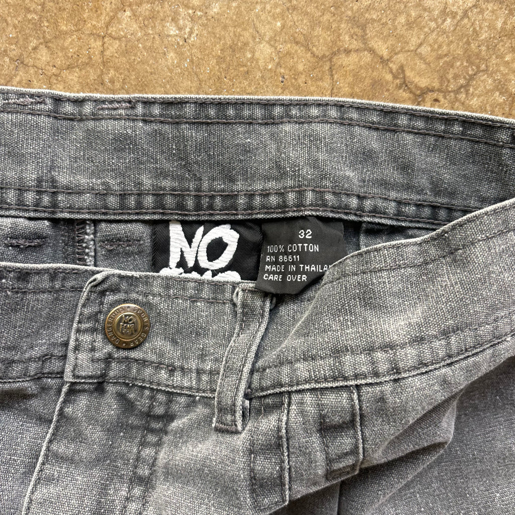 90s NO FEAR SHORTS - SZ 32