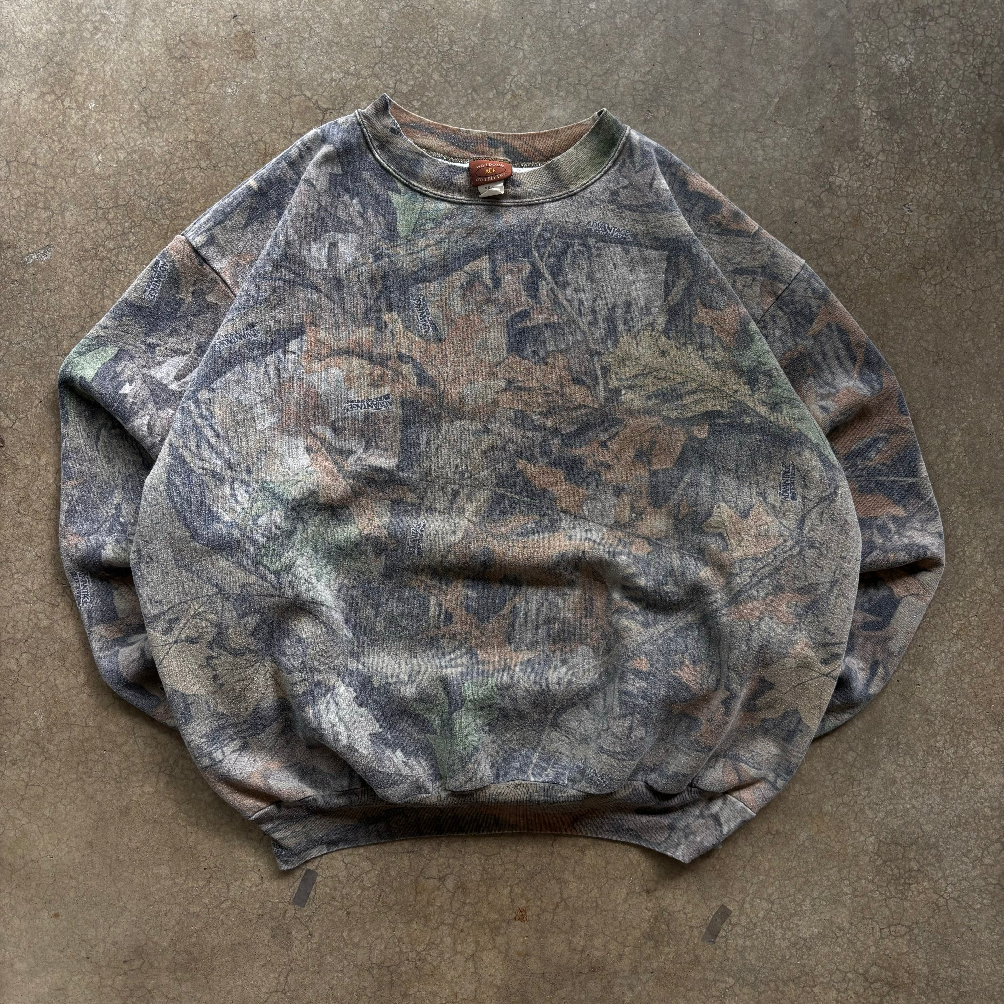 90s CAMO CREWNECK - XXL