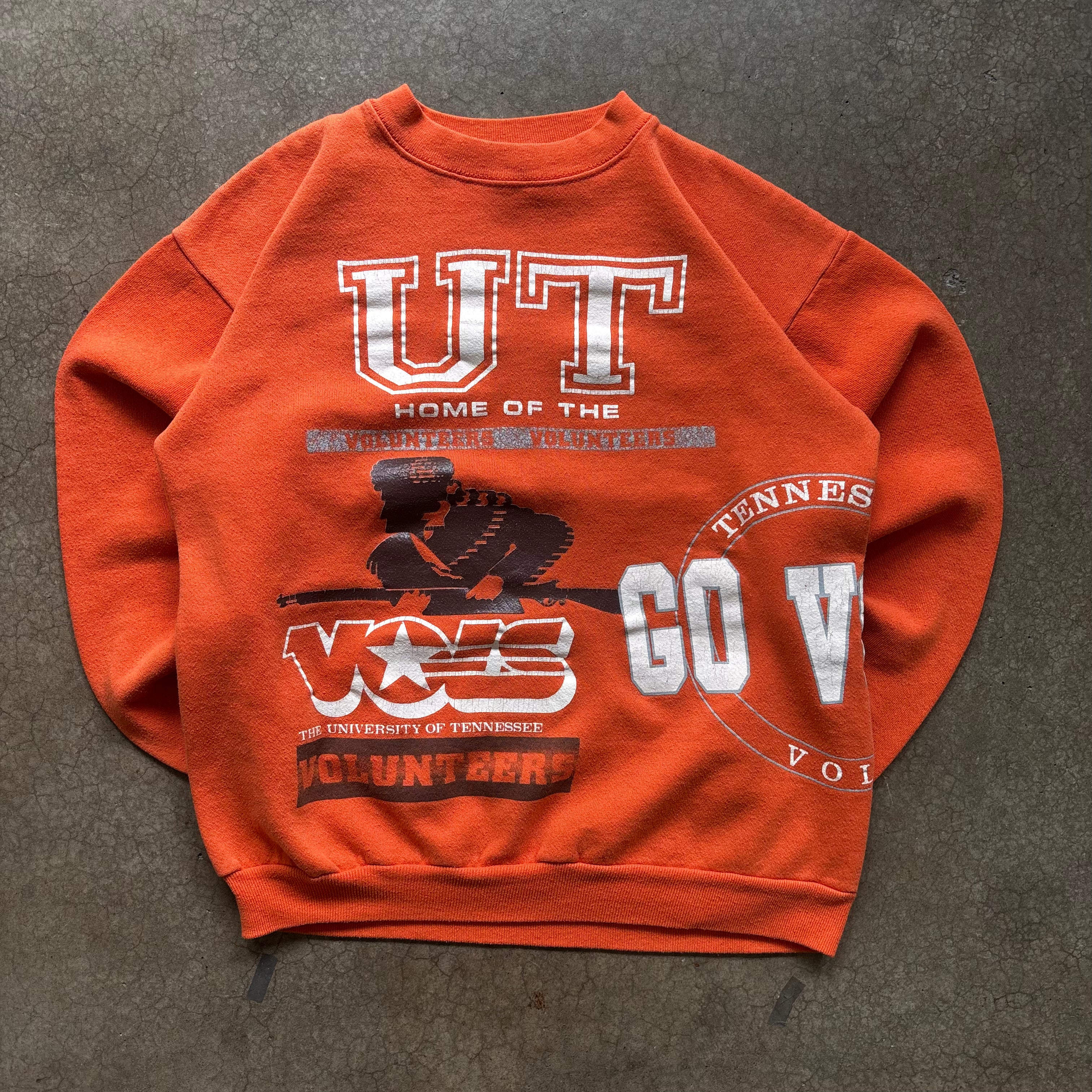 90s UNIVERSITY OF TENNESSEE WRAP AROUND CREWNECK - L
