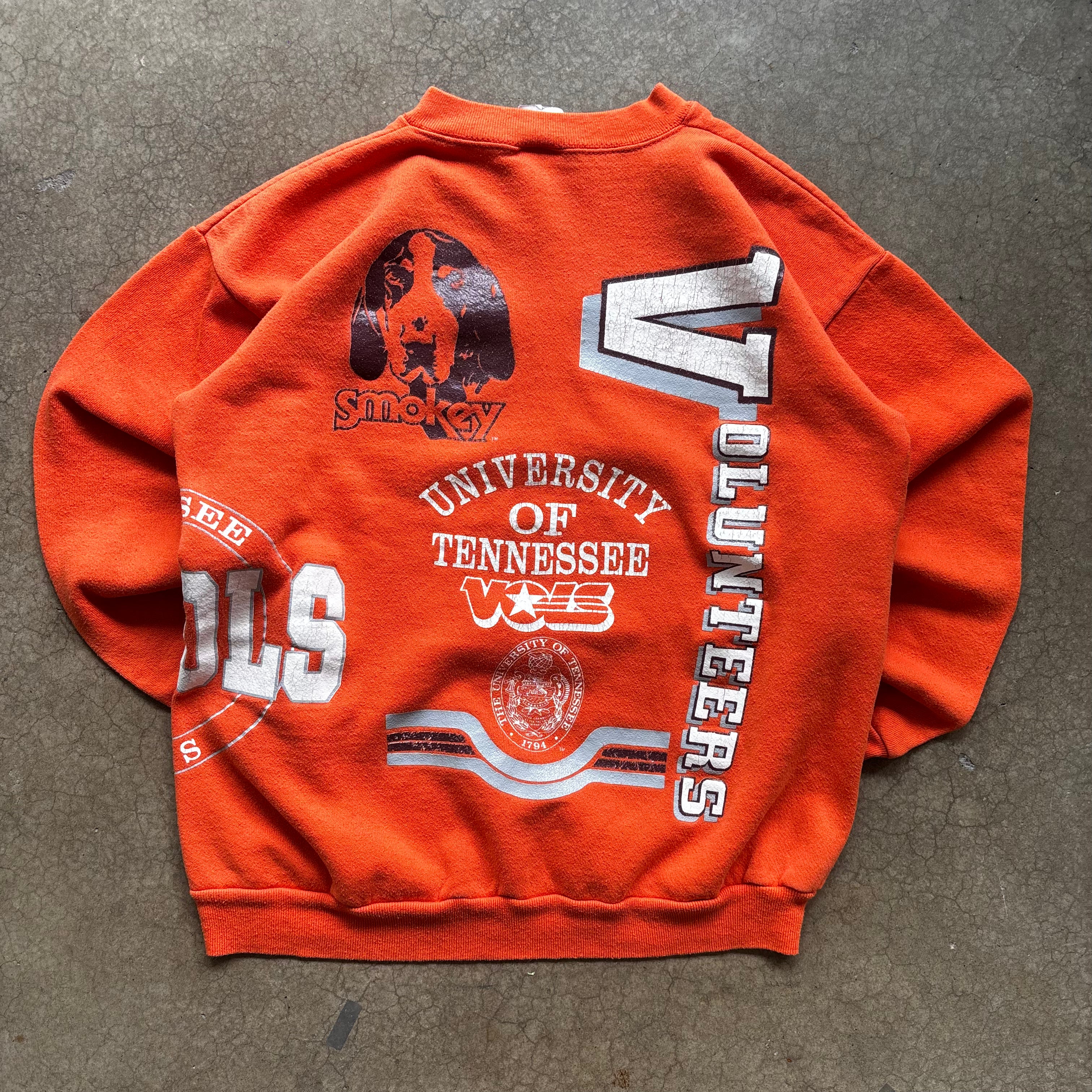 90s UNIVERSITY OF TENNESSEE WRAP AROUND CREWNECK - L
