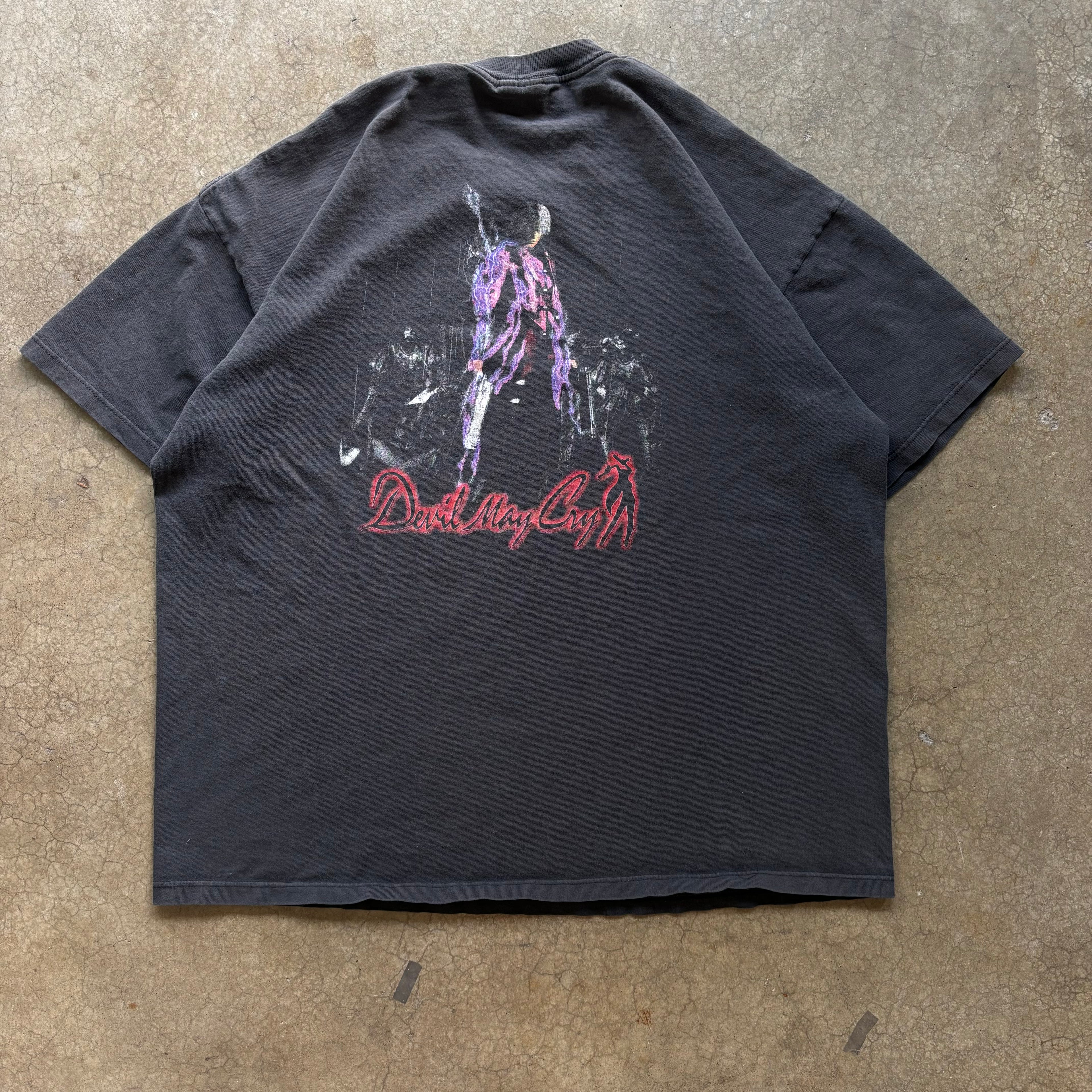90s CAPCOM DEVIL MAY CRY TEE - XL
