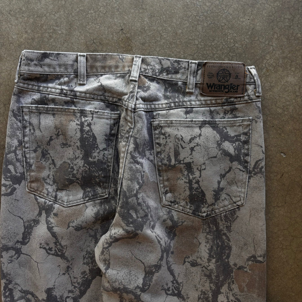 00s WRANGLER CAMO JEANS - 34”
