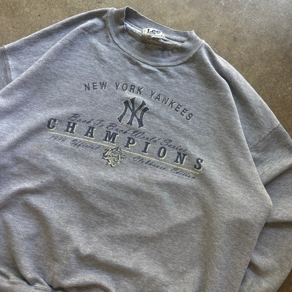 90s YANKEES CREWNECK - XXL